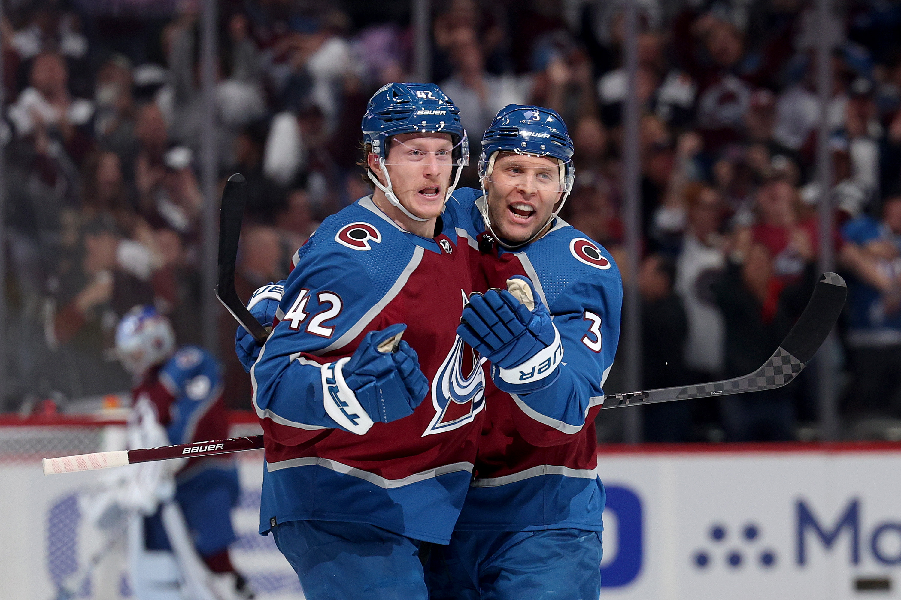 Nazem Kadri leads Avalanche to Game 2 win over Oilers
