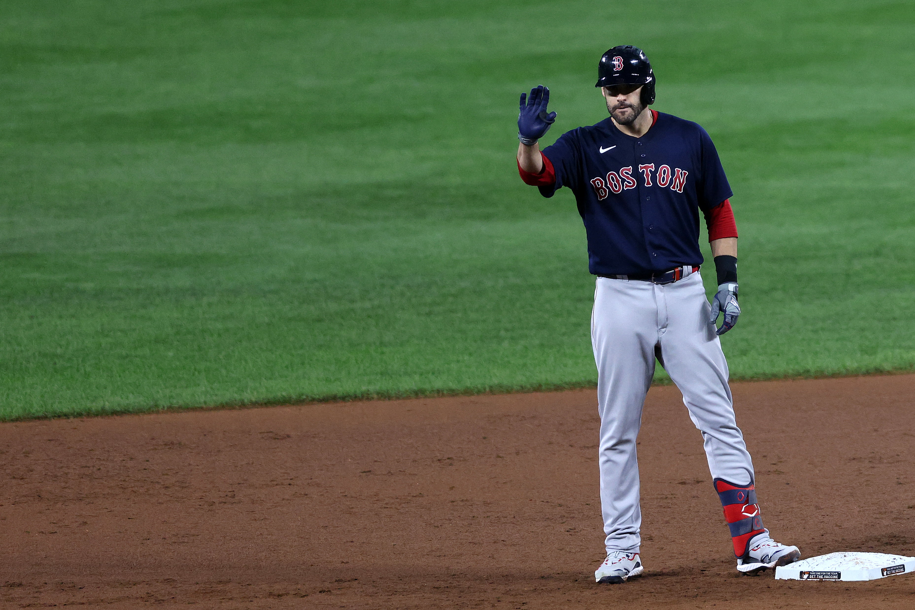 J.D. Martinez's decision on future dictates Red Sox' path in offseason -  The Boston Globe