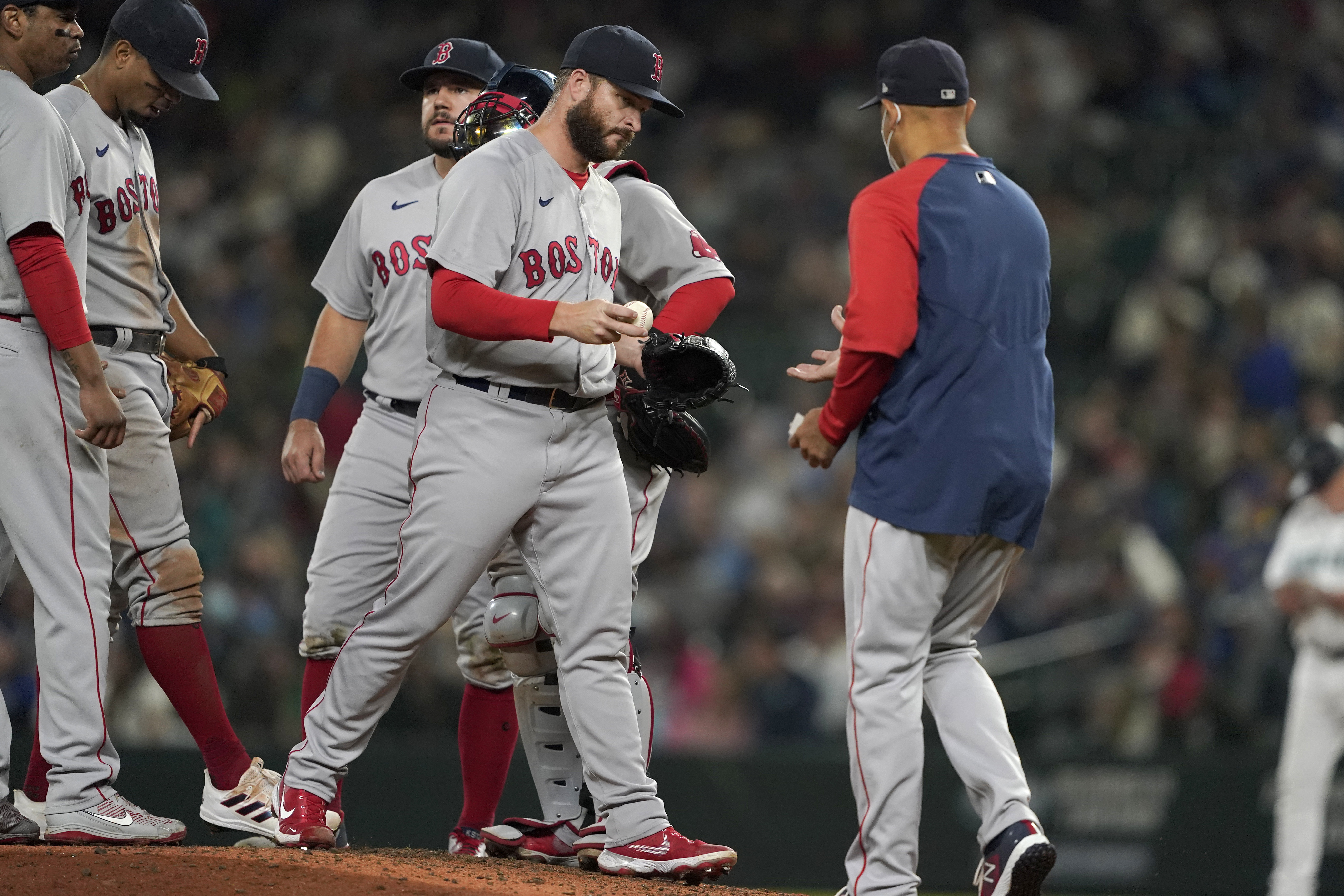 Red Sox leaving the door open for Kyle Schwarber to return - The Boston  Globe