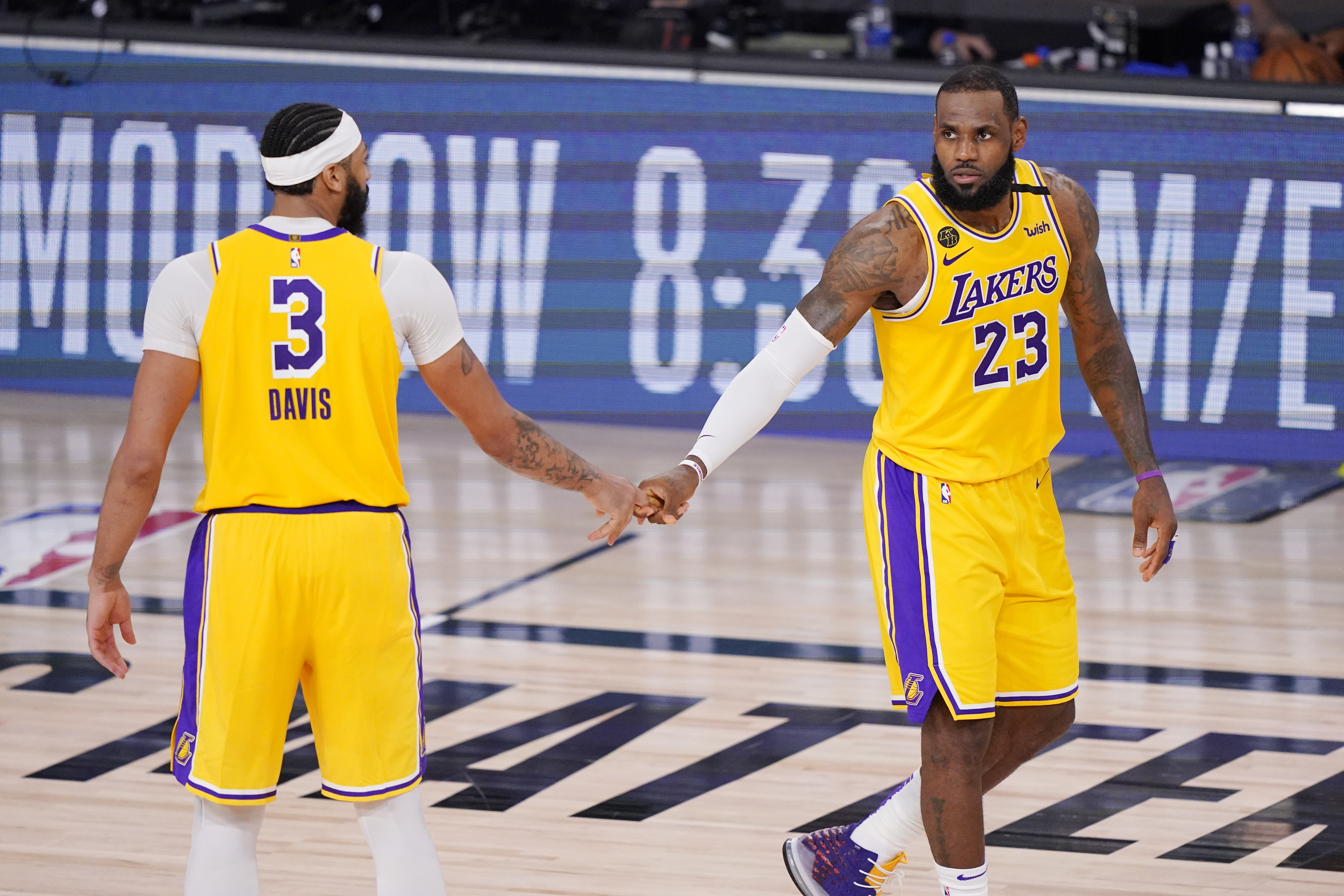 LeBron James Wore a $28,000 Outfit Ahead of Lakers' Season Opener vs.  Nuggets - Sports Illustrated