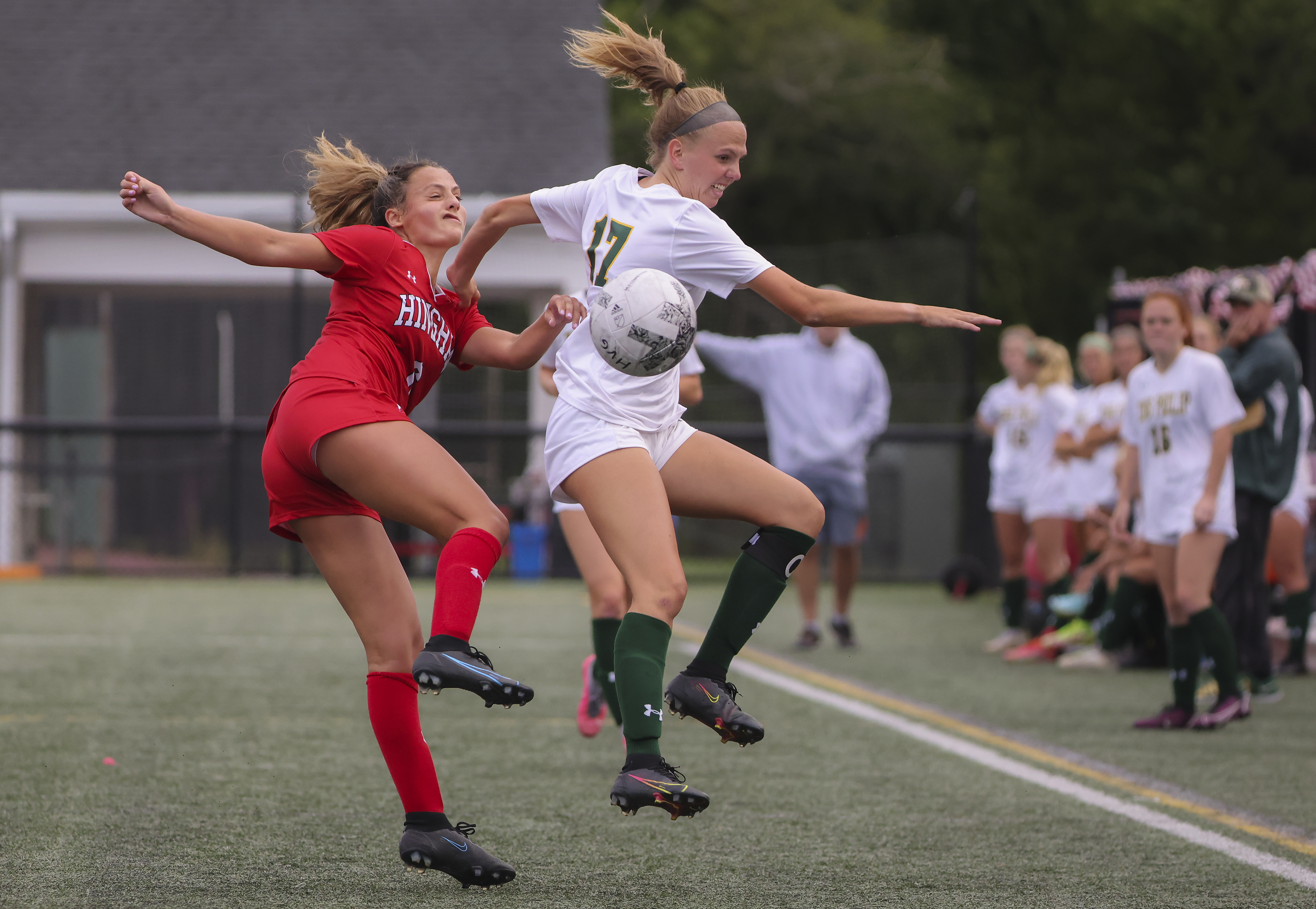 Boston Latin Academy/Fontbonne celebrates girls' hockey with nonleague win  over Stoughton in second annual Girls' High School Hockey Night - The  Boston Globe