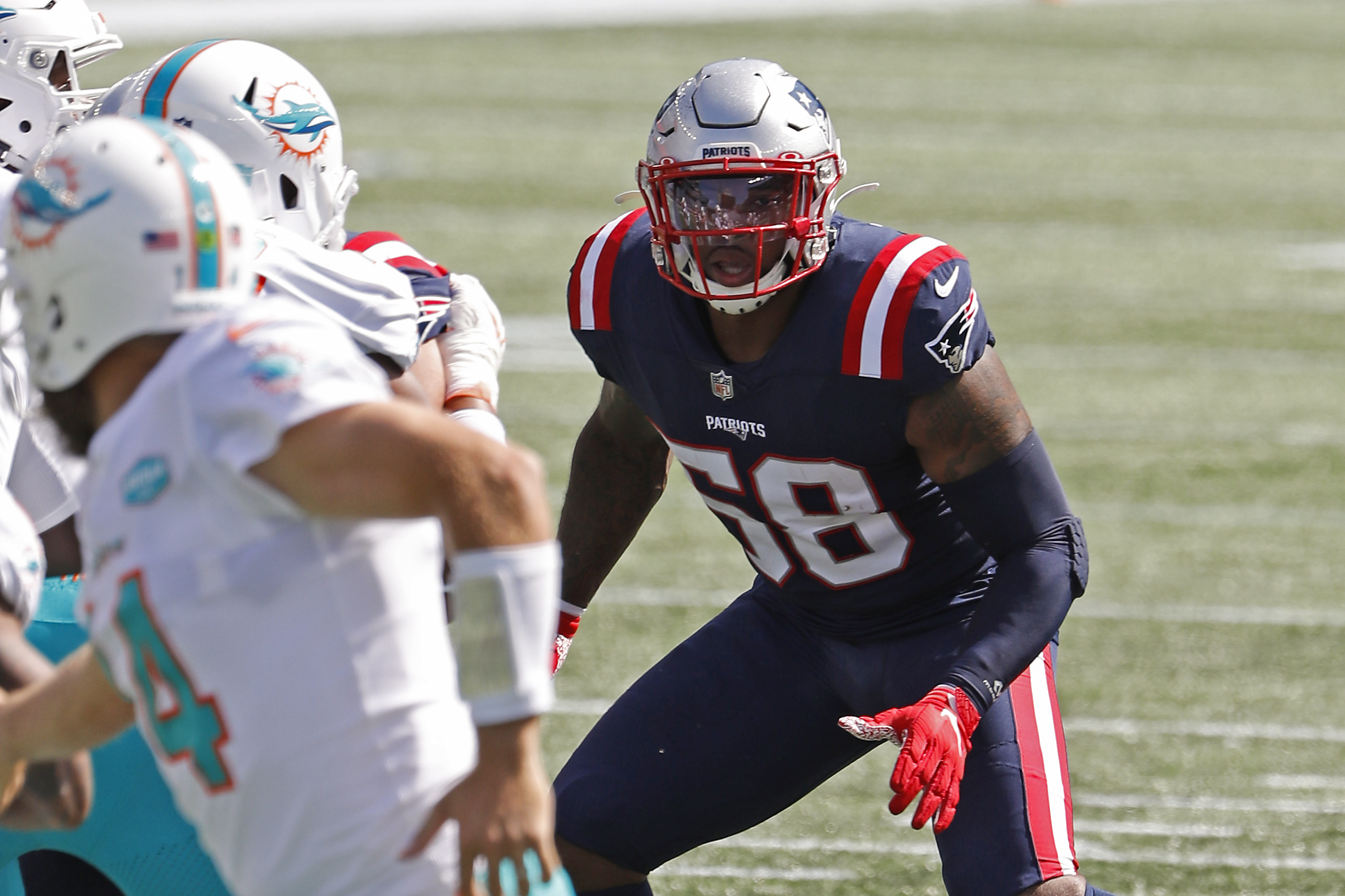 Photos: Patriots 3rd round pick Anfernee Jennings in action