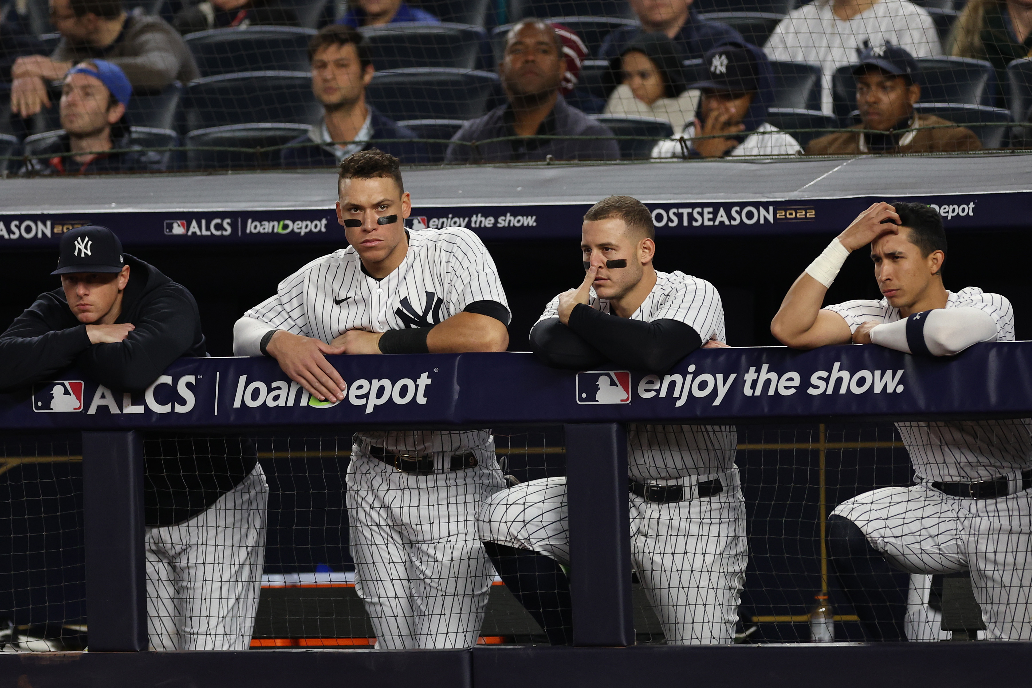 Given Yankees' gift, Rays clinch another AL East championship - The Boston  Globe