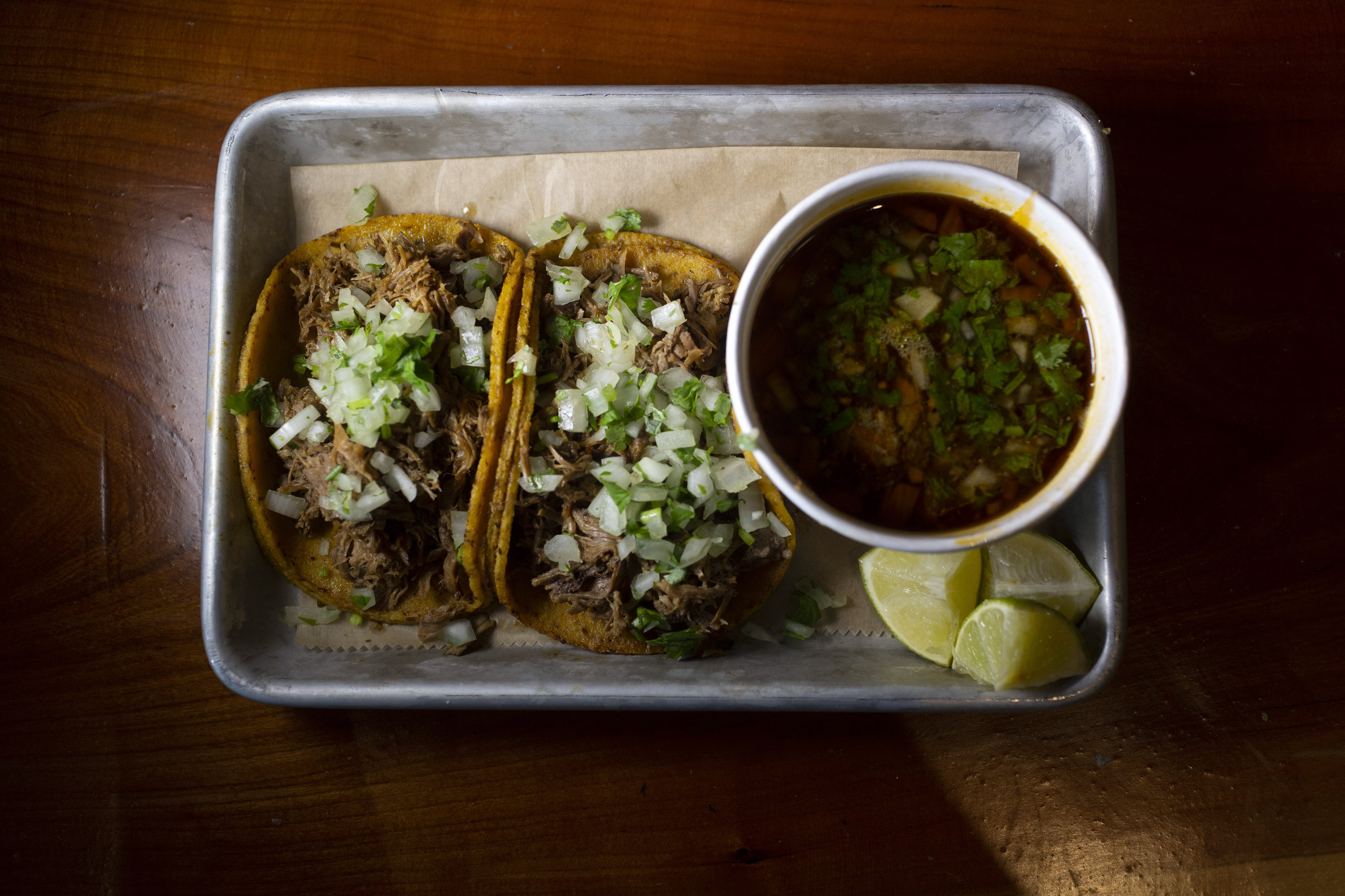 El Barrio Neighborhood Tacos 🌮 - A Modern Mexican Restaurant