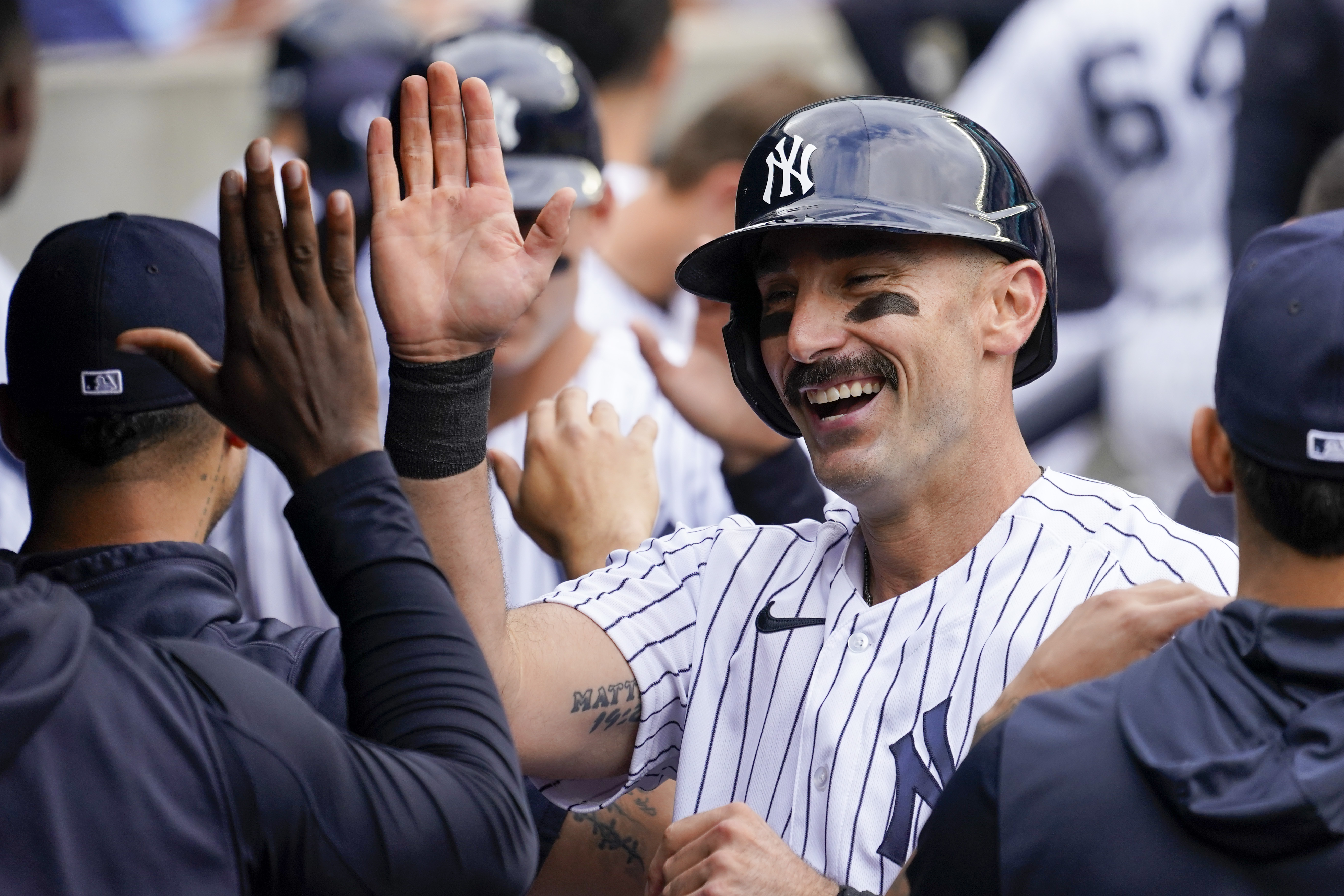 Matt Carpenter (2 HRs, 7 RBIs) powers Yankees to rout of Chicago