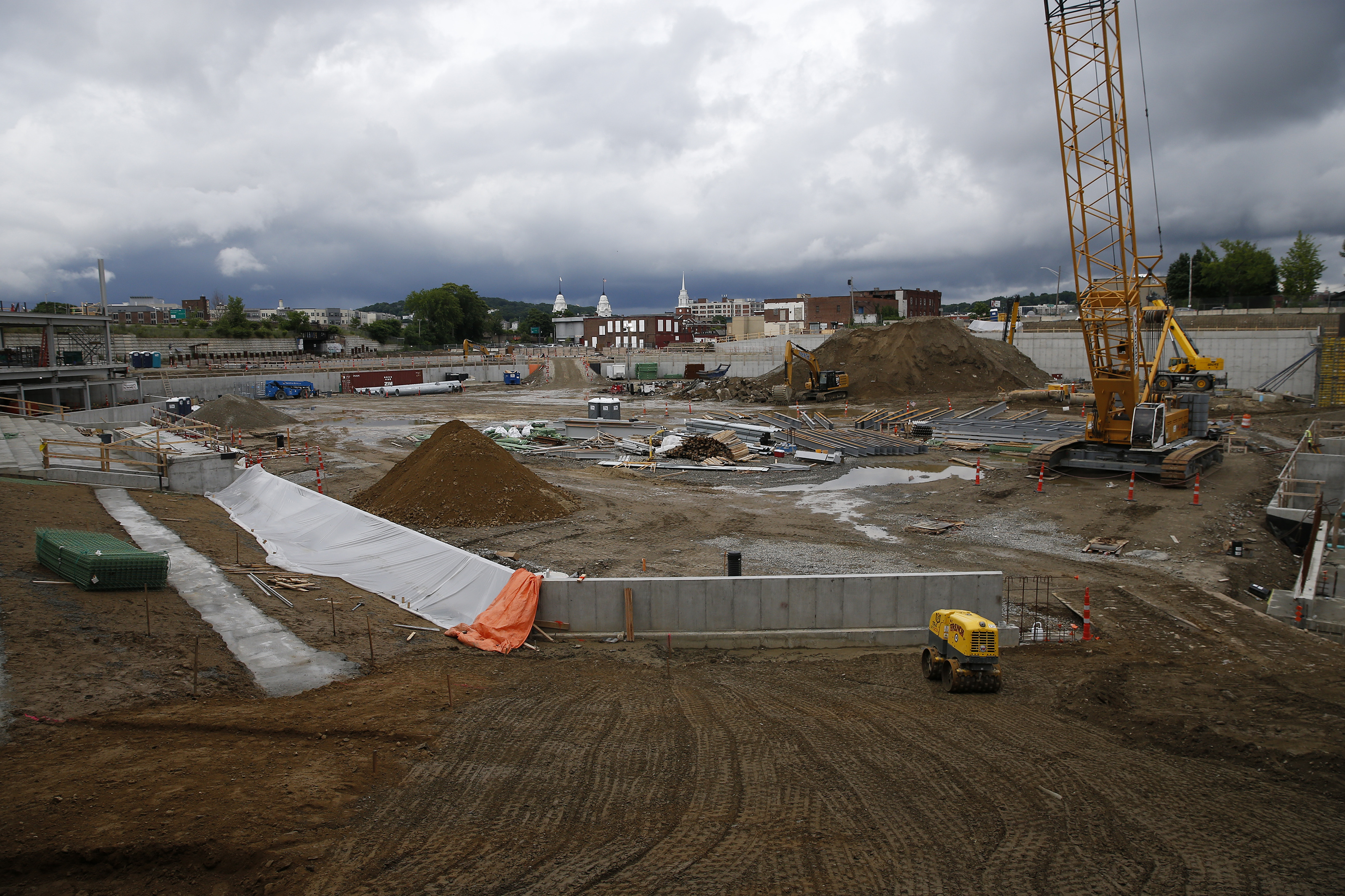 PawSox fans bitter as Worcester breaks ground on a new stadium - The Boston  Globe