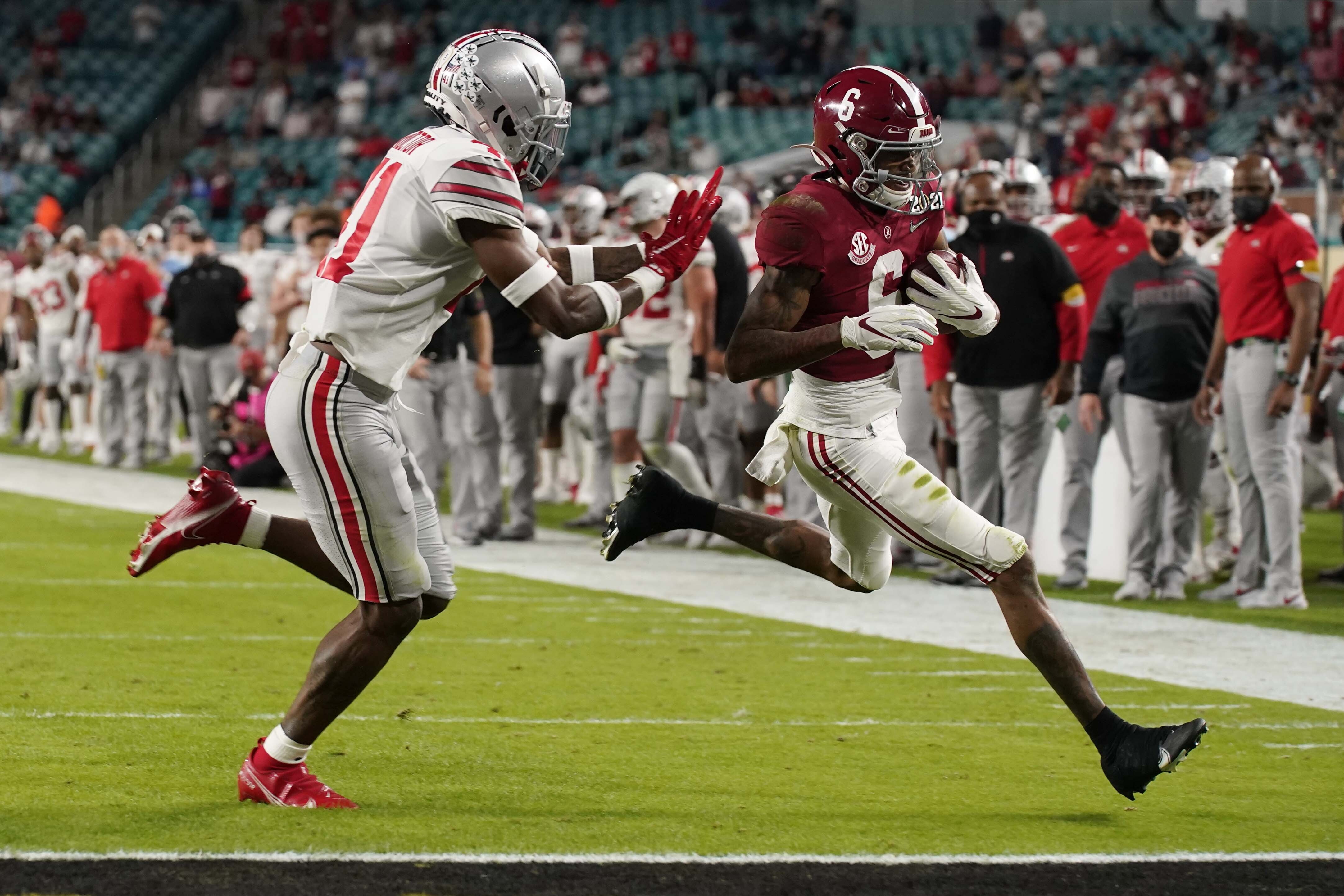 Draft Hunt: An NFL scouting report on Alabama RB Najee Harris - Silver And  Black Pride