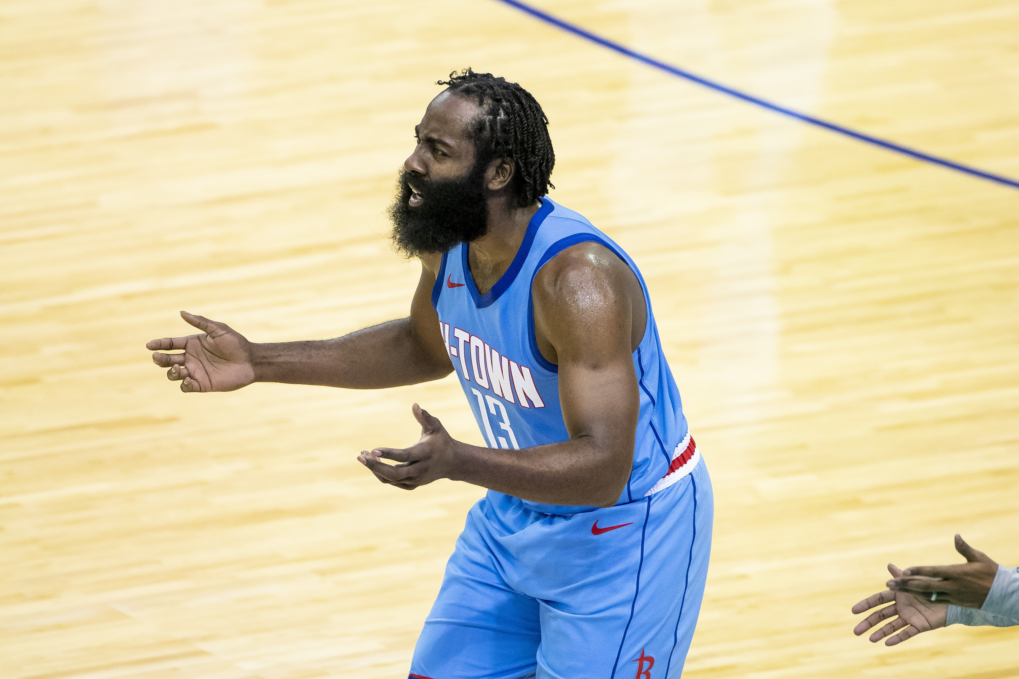 James Harden plays in pickup game with Kevin Durant, John Wall, others