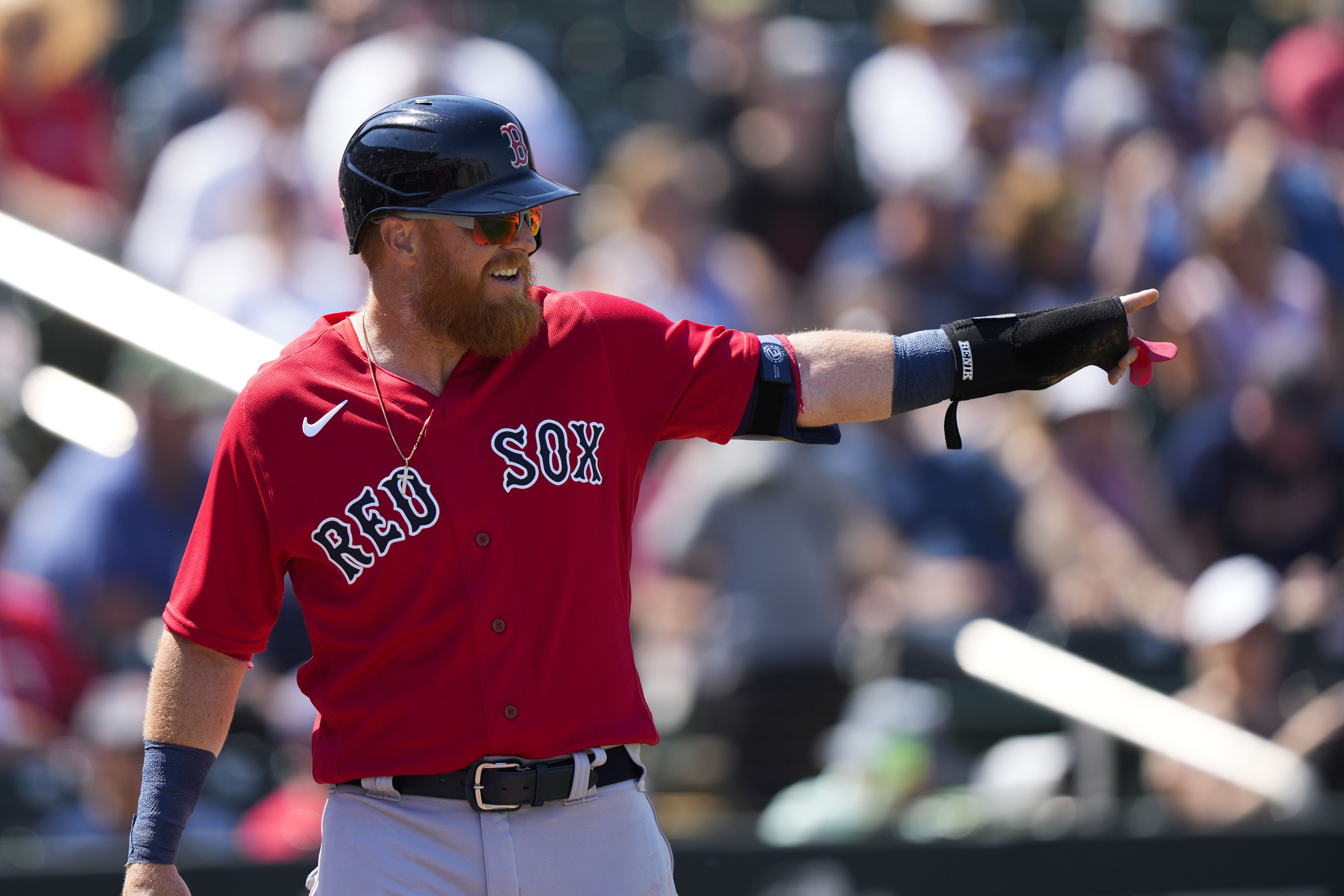 Monday's spring training report: Justin Turner gets a hit in return to Red  Sox lineup - The Boston Globe