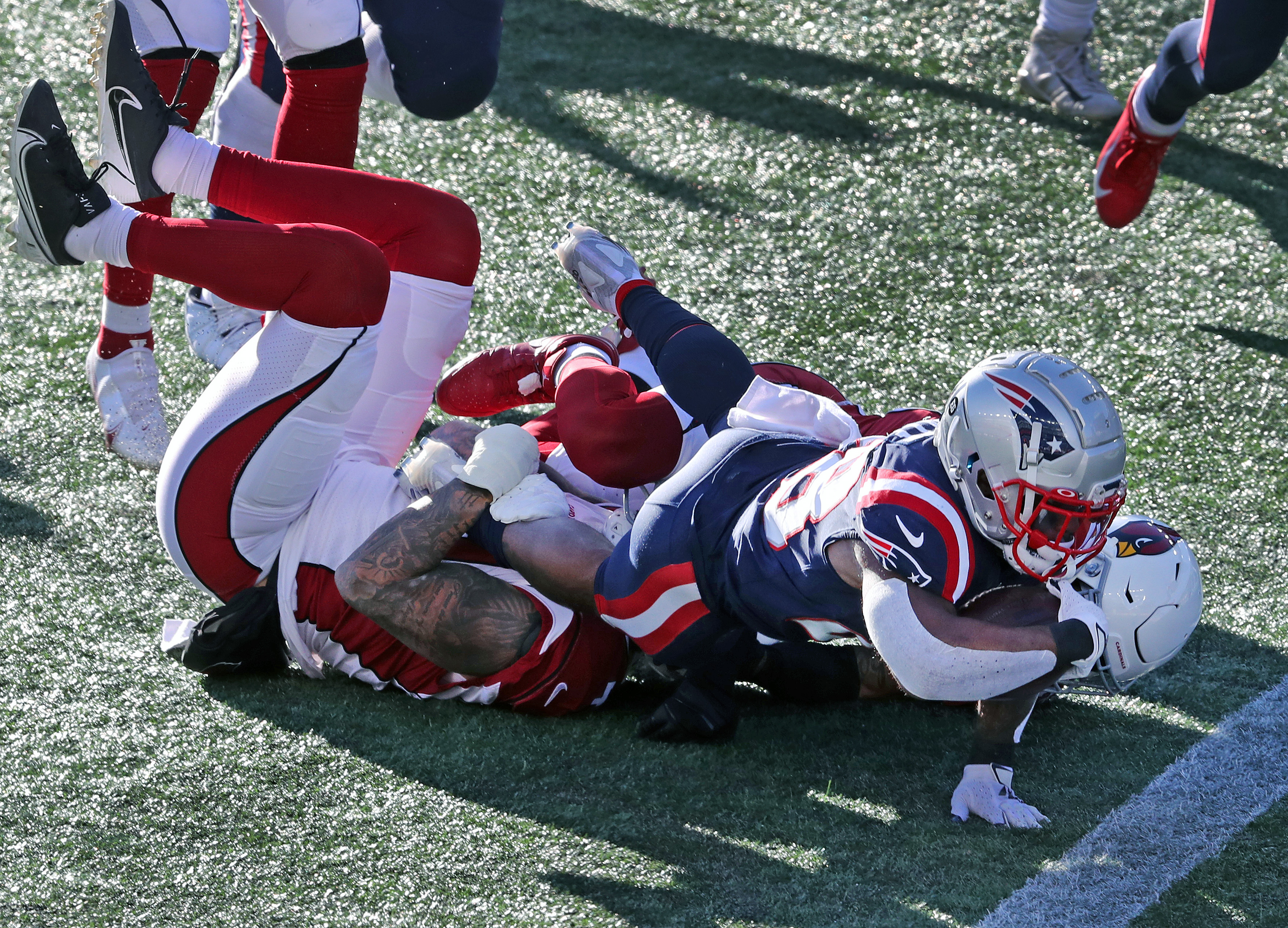 James White scores first touchdowns of season vs. Cardinals as he fills in  for injured Rex Burkhead - The Boston Globe