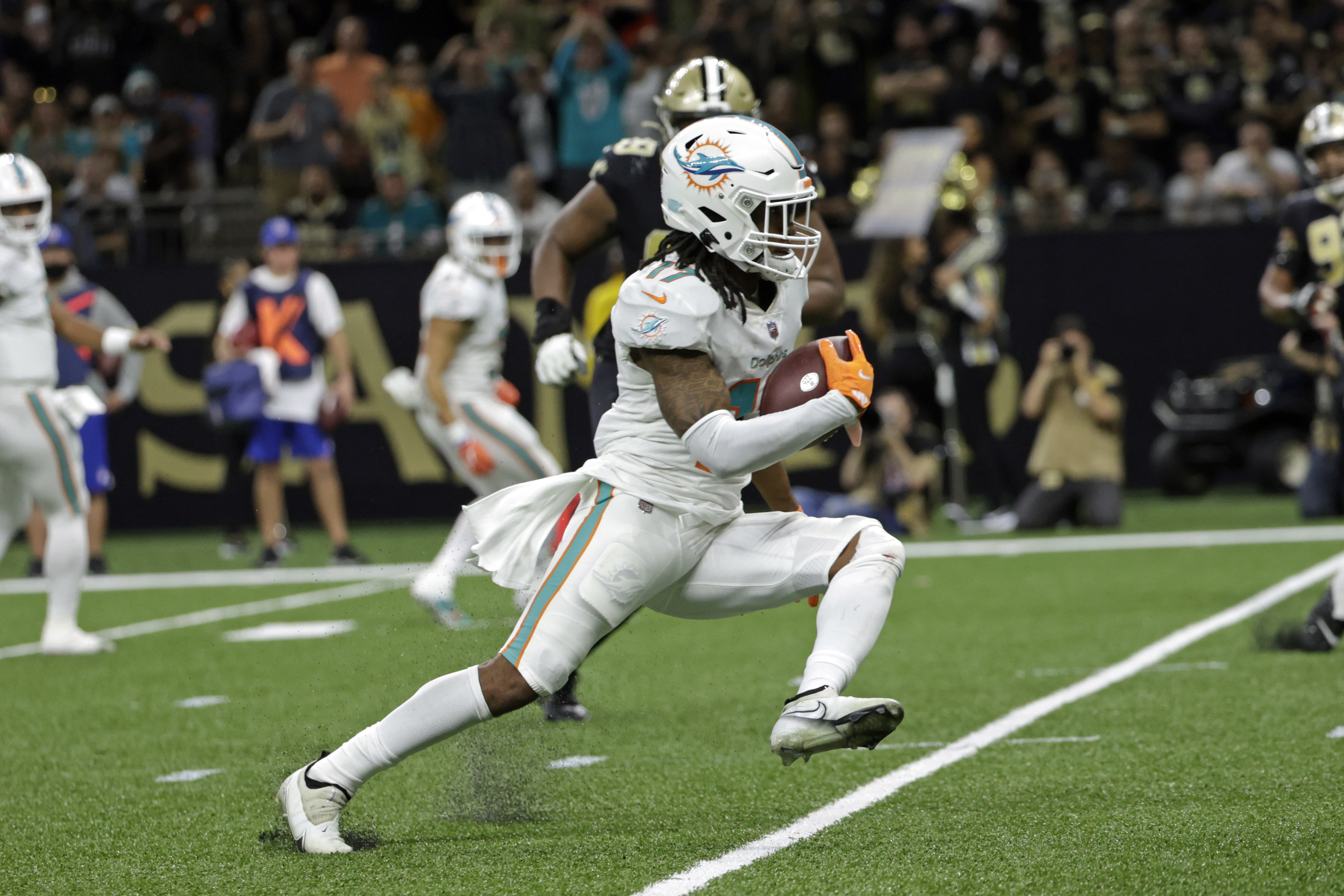 Where Miami Dolphins' Jaylen Waddle ranks among NFL rookies