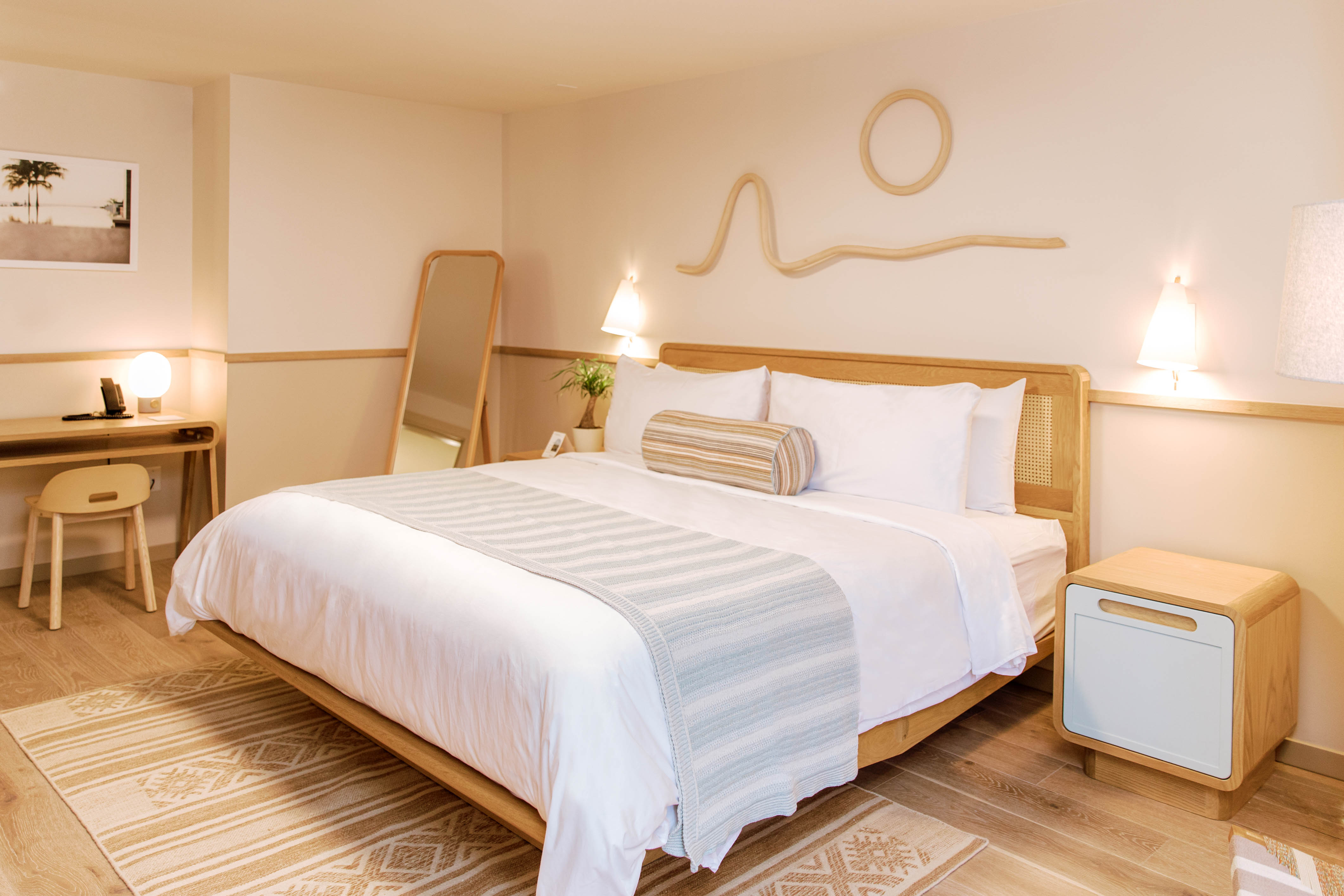 With 91 guest rooms, including four suites, The Ryder has a laid-back bohemian vibe and coastal color palette that informs the hotel’s design.
