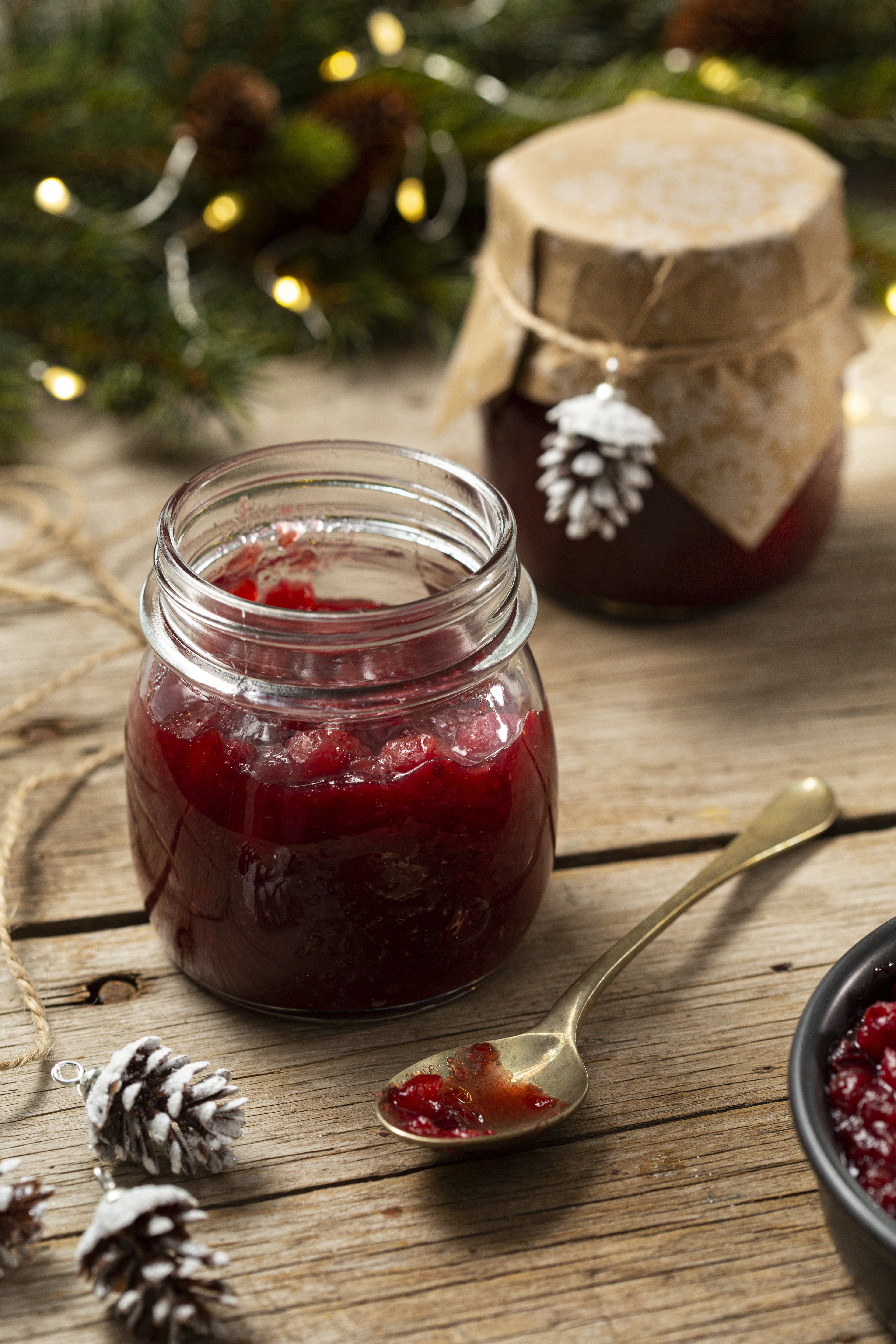Cranberry-apple preserves