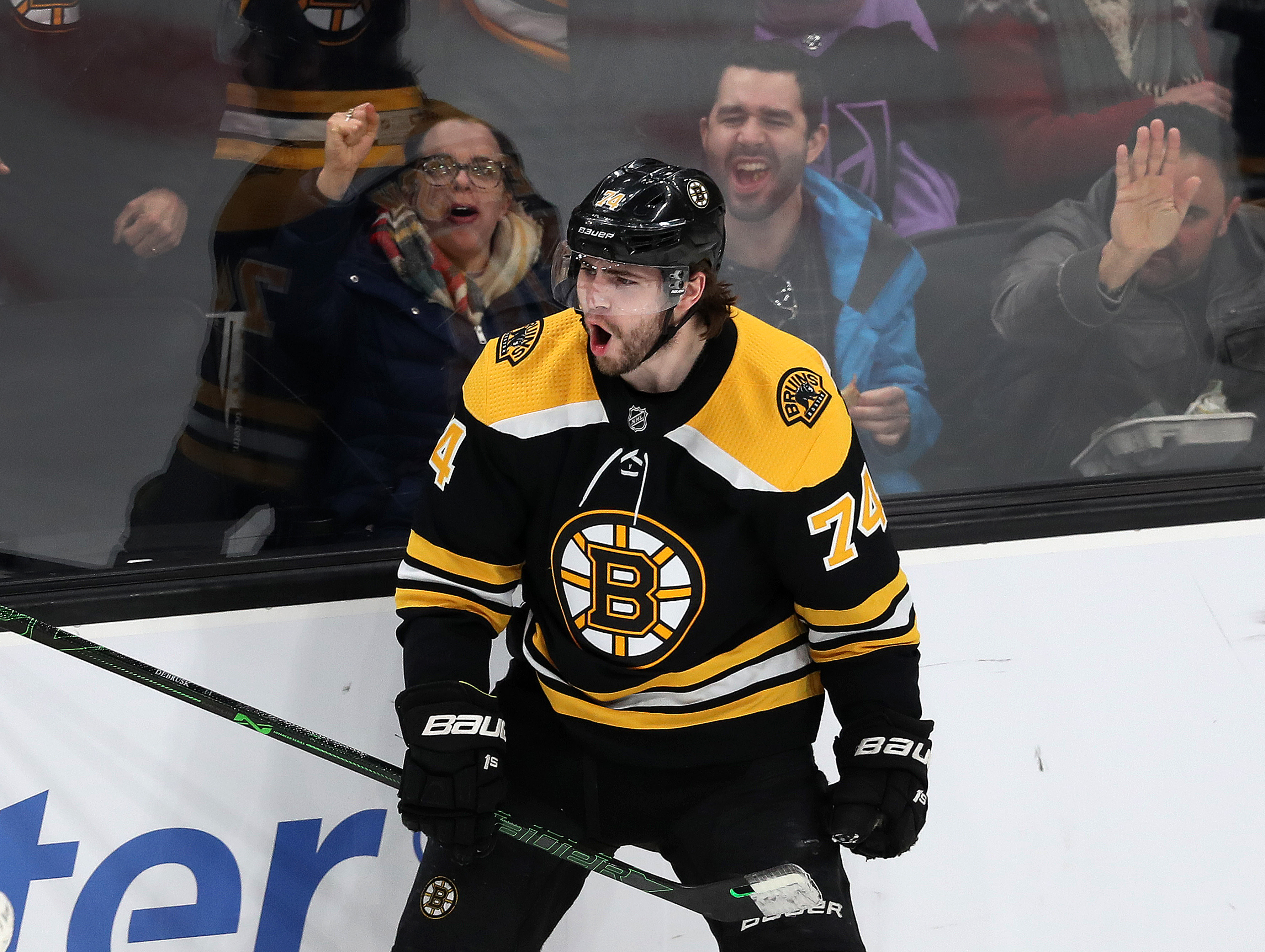 Bruins re-sign Jake DeBrusk to two-year, $7.35 million deal - The Boston  Globe