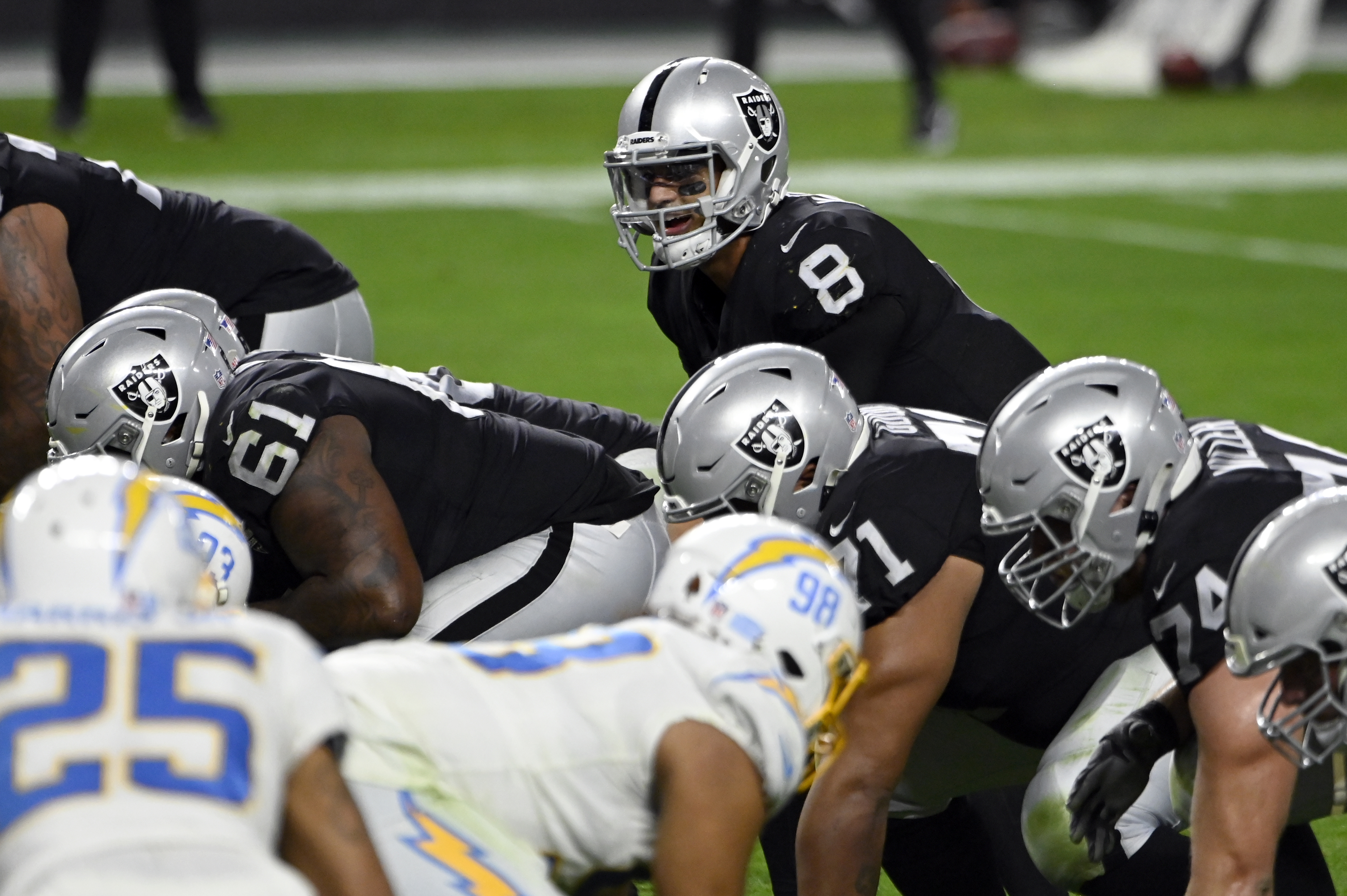 Raiders quarterback Marcus Mariota was 17 for 28 with 226 yards, a touchdown, and an interception in last Sunday's loss to the Chargers.