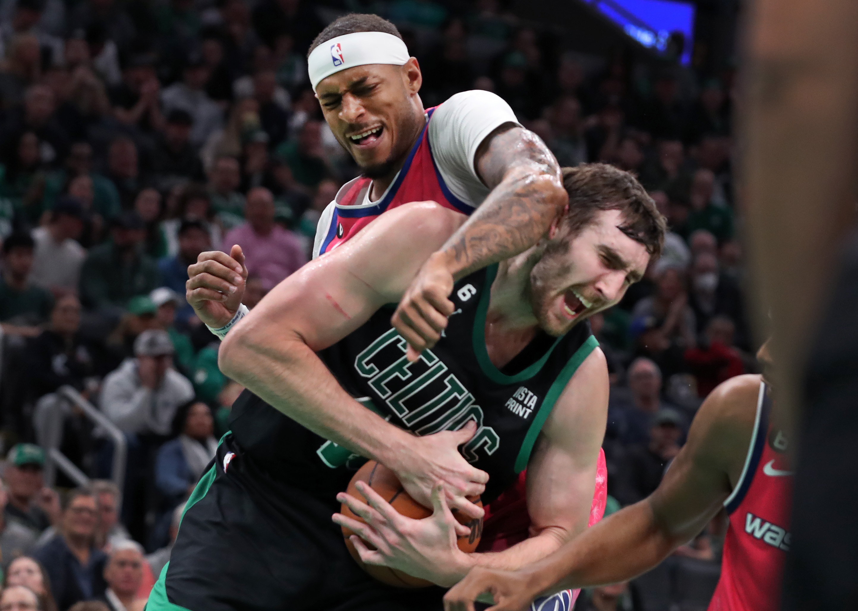Short-handed Wizards rout Celtics 130-111