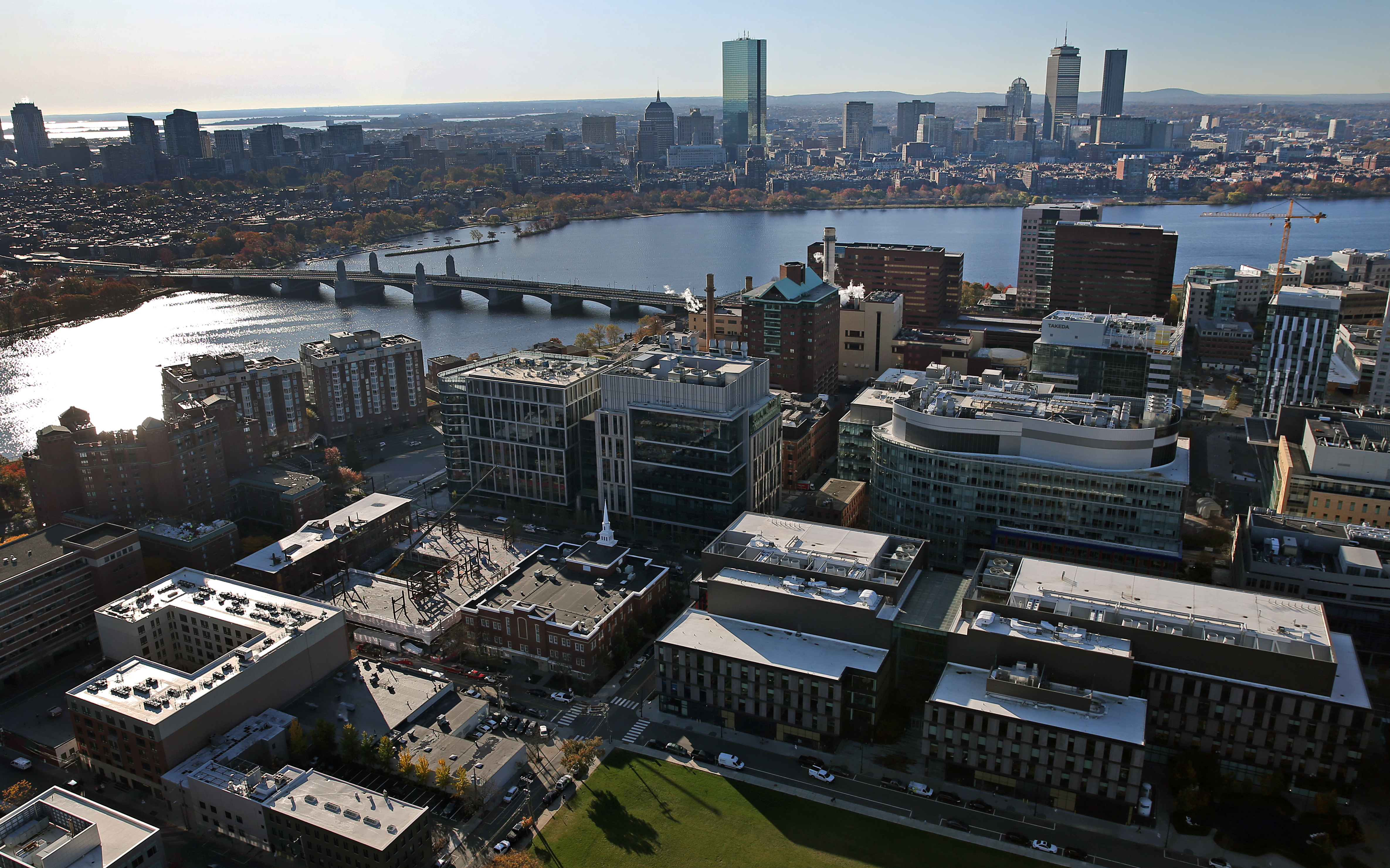 Luxury businesses find fertile ground in Boston - The Boston Globe