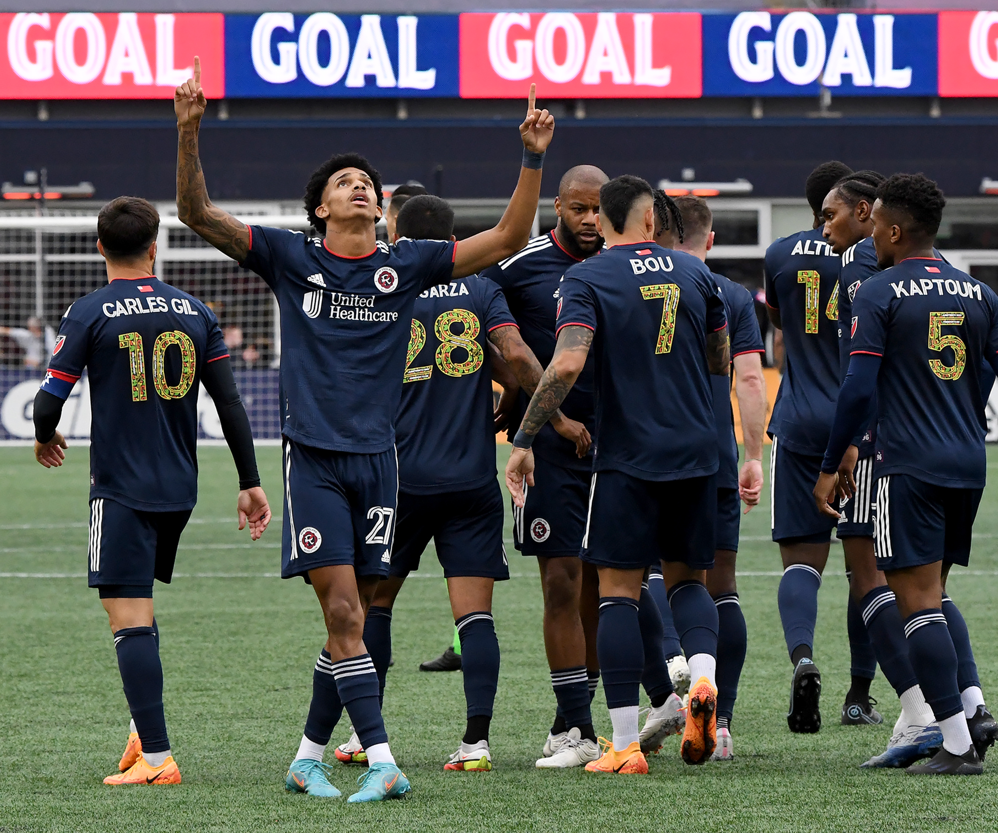 Revolution rally past Minnesota United FC, push unbeaten streak to eight -  The Boston Globe