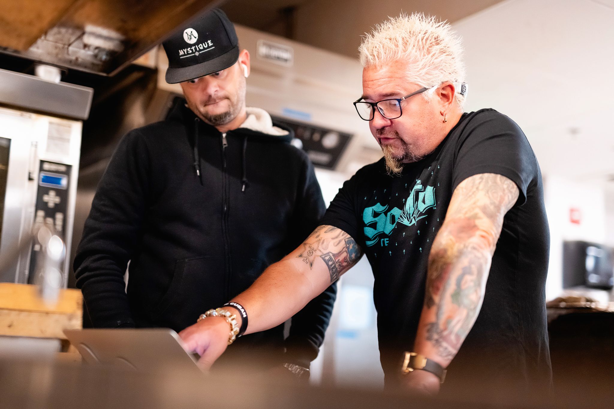 For small restaurants, Guy Fieri and 'Triple D' are 'the gift that keeps on  giving' - The Boston Globe