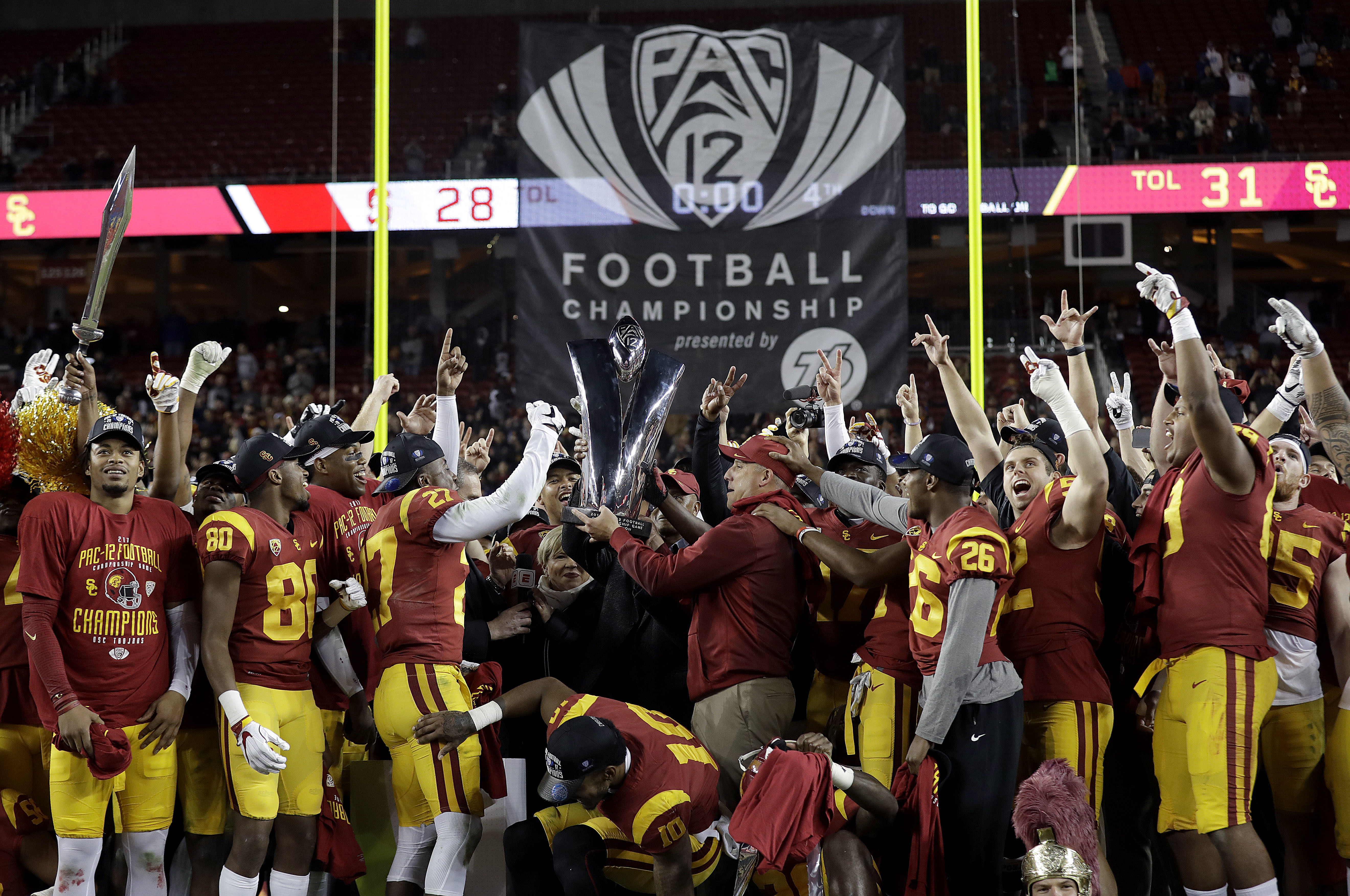 The New Expanded 12-Team Playoff: Is it Good For College Football? – The  University School News