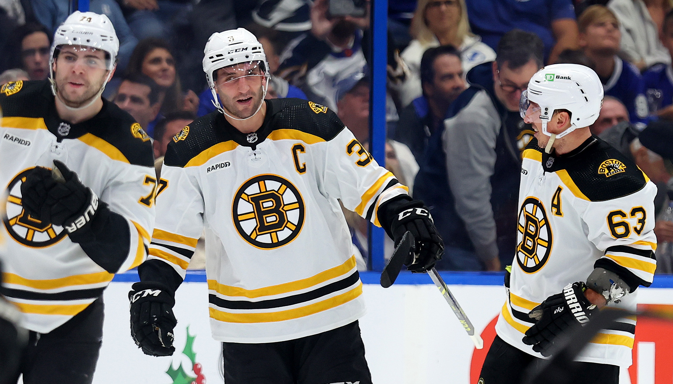 Boston Bruins on X: This Spoked-B needs some Black & Gold