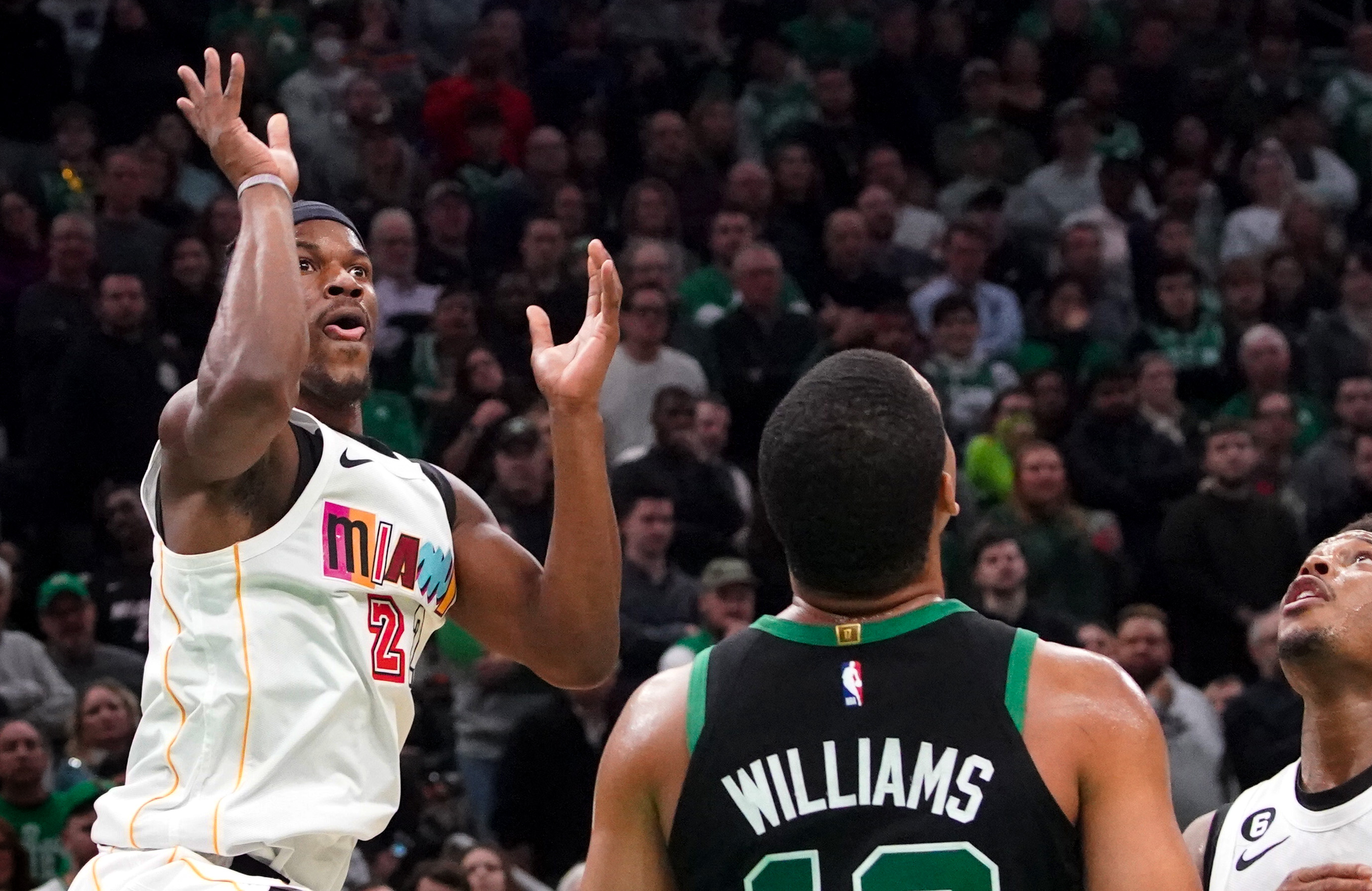 Jimmy Butler shined as the Miami Heat set a new NBA record for free throws  made without a miss