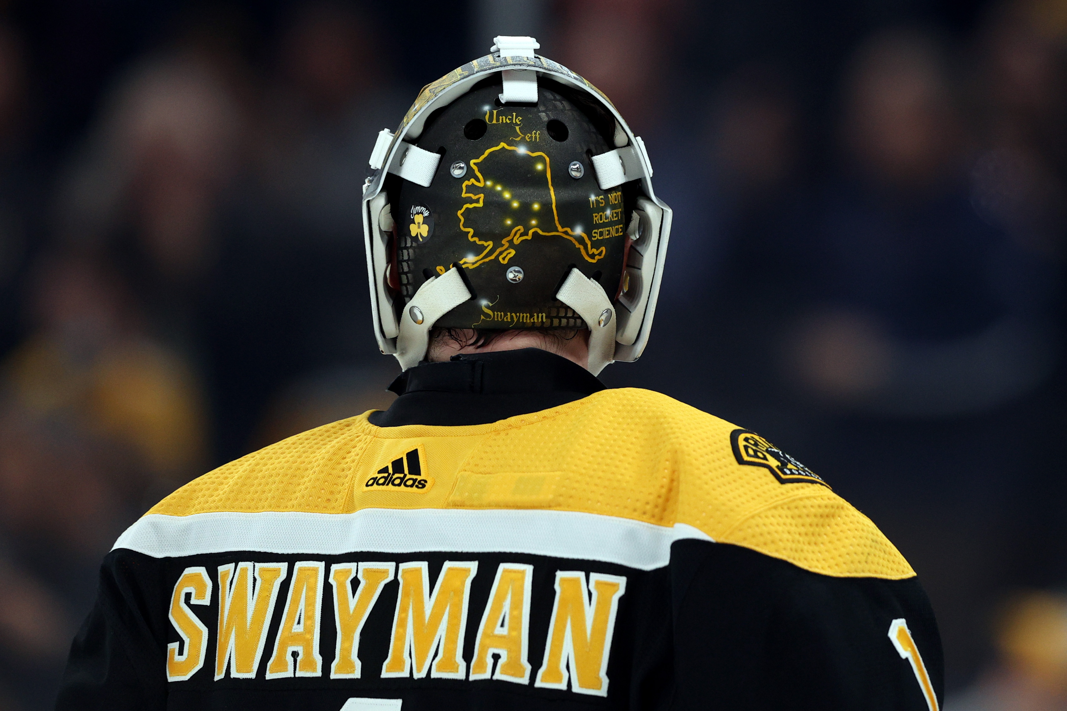 Posting a picture of Jeremy Swayman every Satur-Sway until the mods stop  me: Week #42! : r/BostonBruins