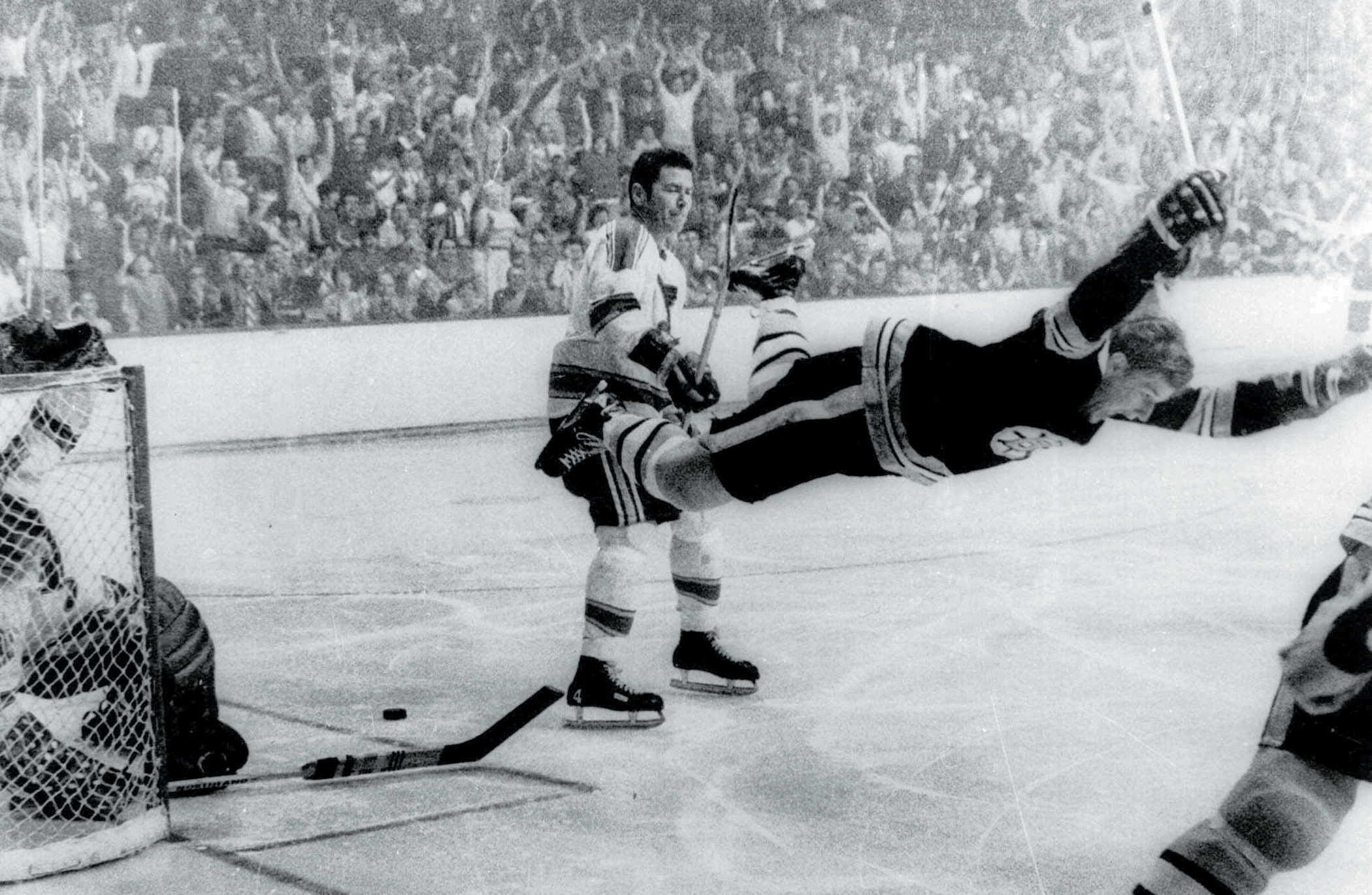 Lot Detail - Bobby Orr Circa 1969-72 Game-Used Boston Bruins Black