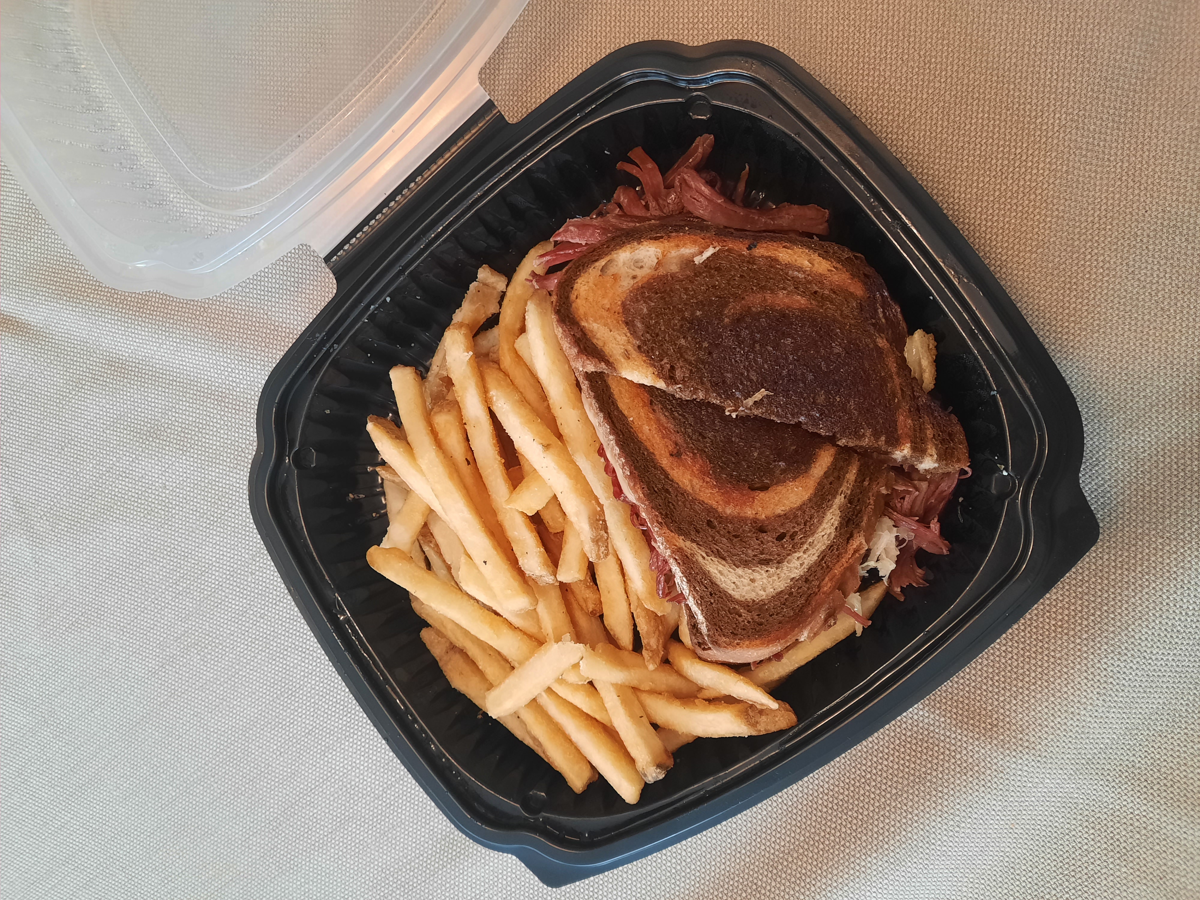 Noon Hill Grill's Reuben.