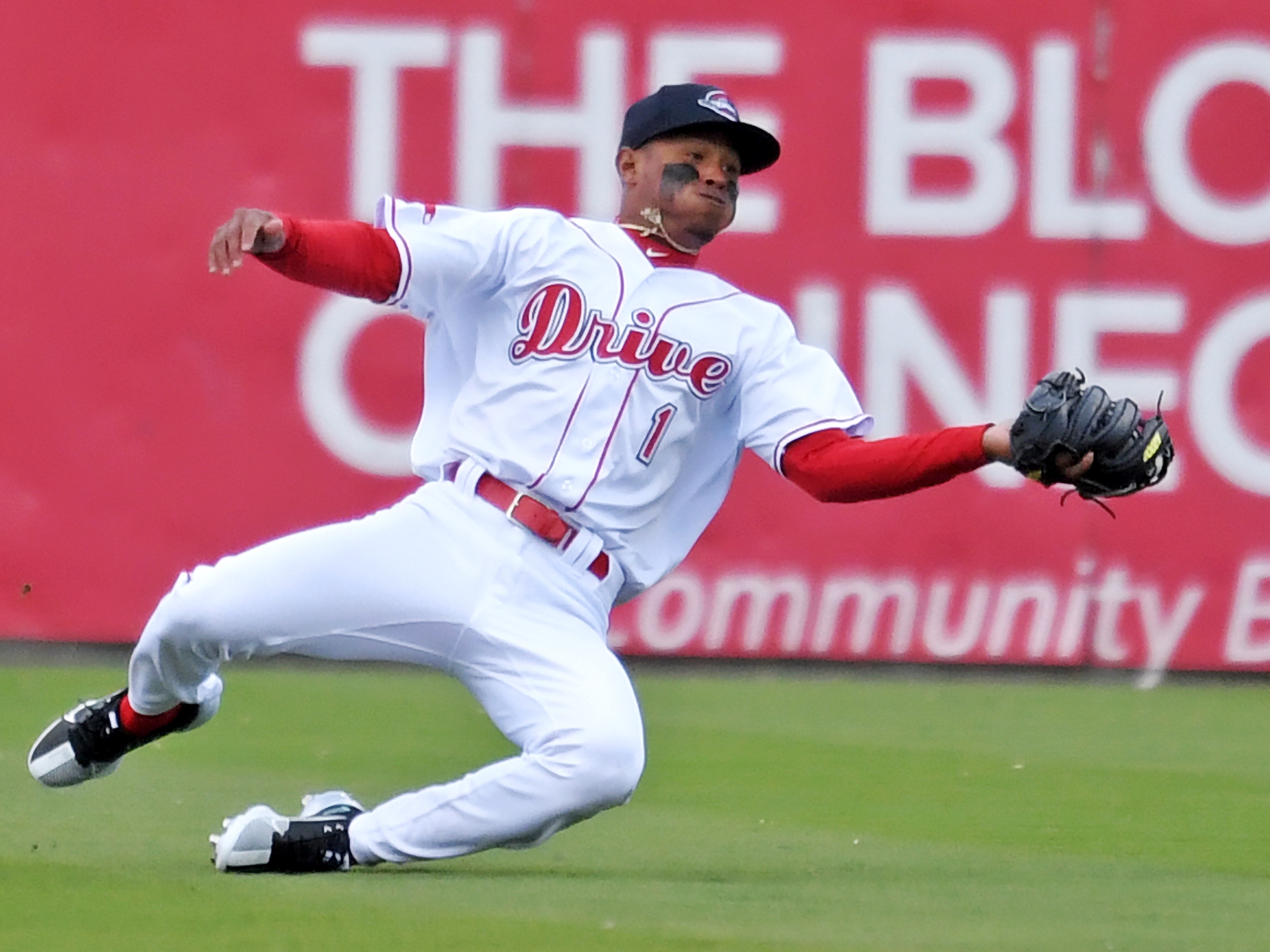 Red Sox prospect Marcelo Mayer hits first homer of season for Greenville  Drive