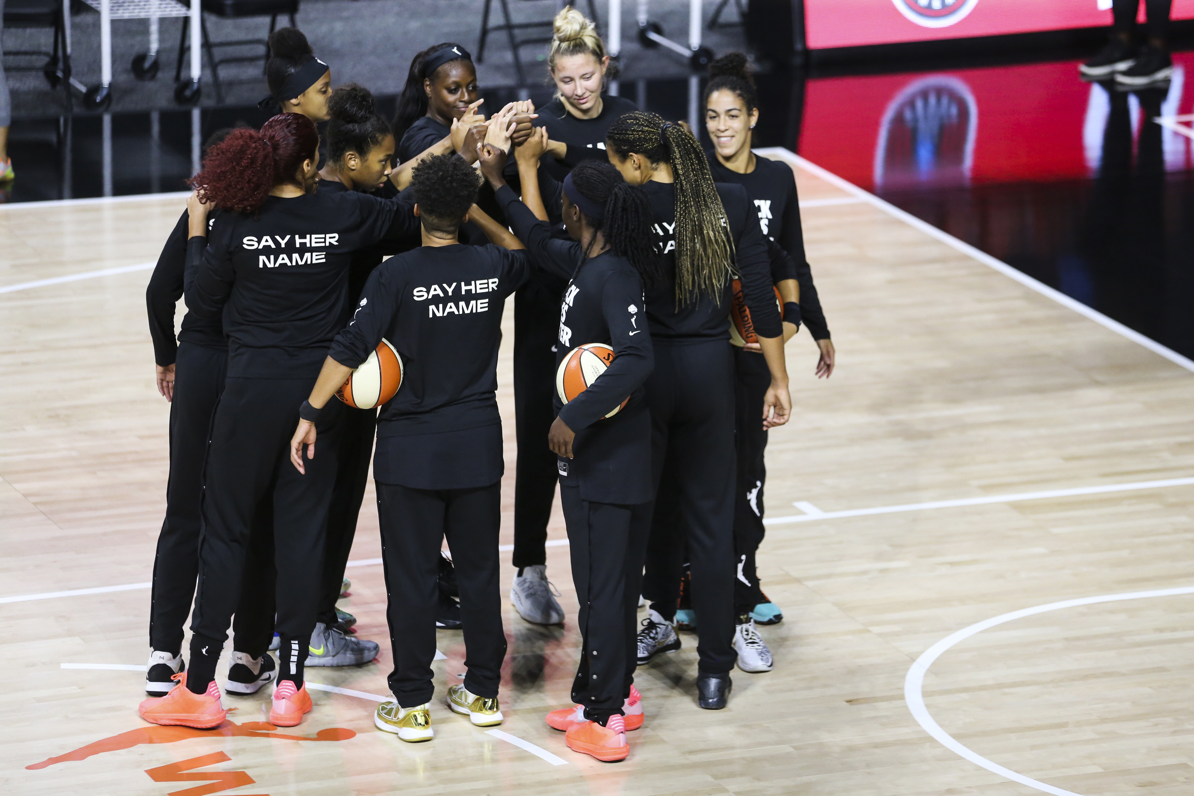 How the WNBA and the Atlanta Dream helped flip Georgia blue - Vox
