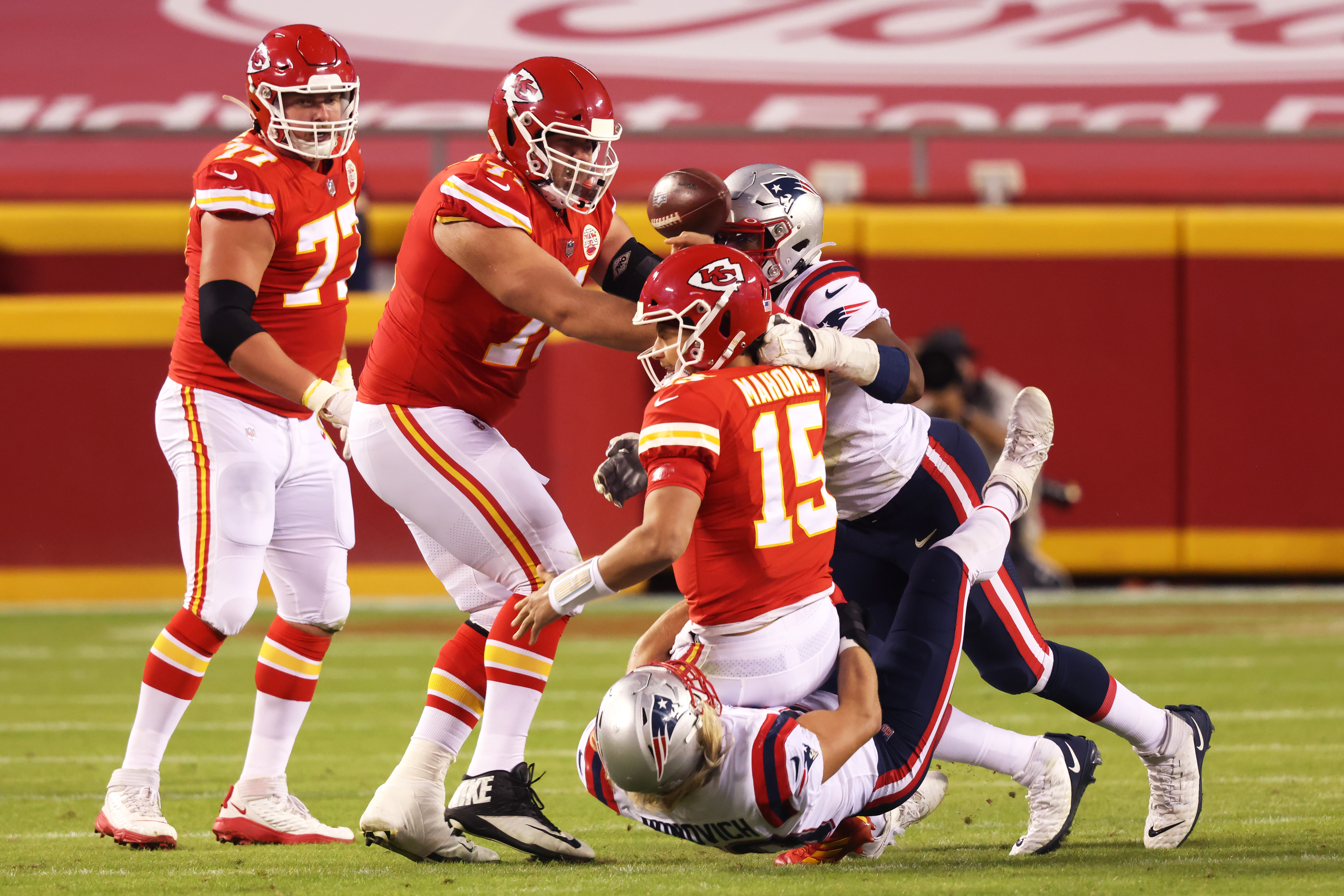 Chiefs stun Patriots with historic outburst for win in opener