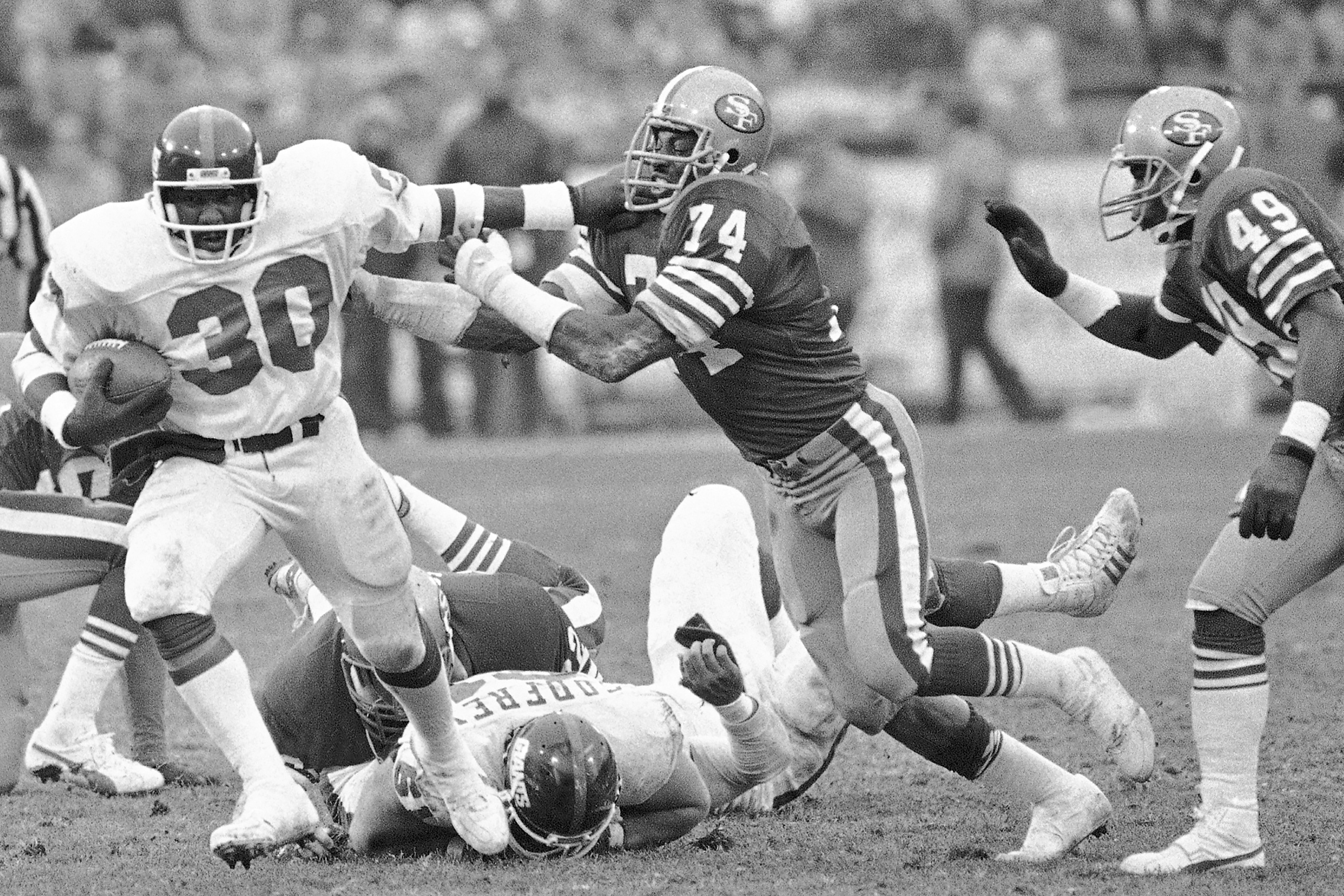 Fred Dean (center) made four Pro Bowls and was first-team All-Pro twice.