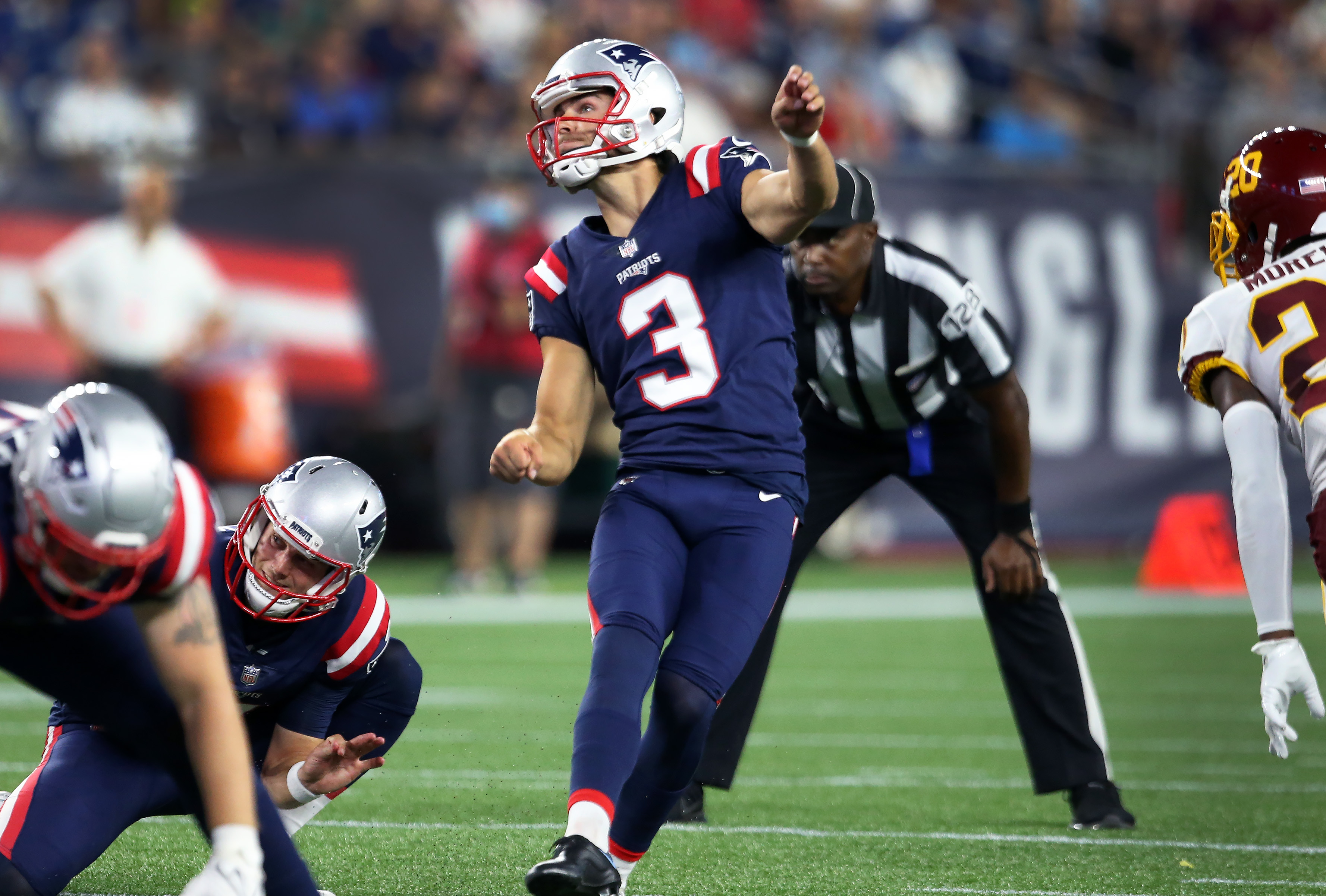 Patriots big fullback Rhamondre Stevenson rumbles 91 yards to seal the  victory - The Boston Globe