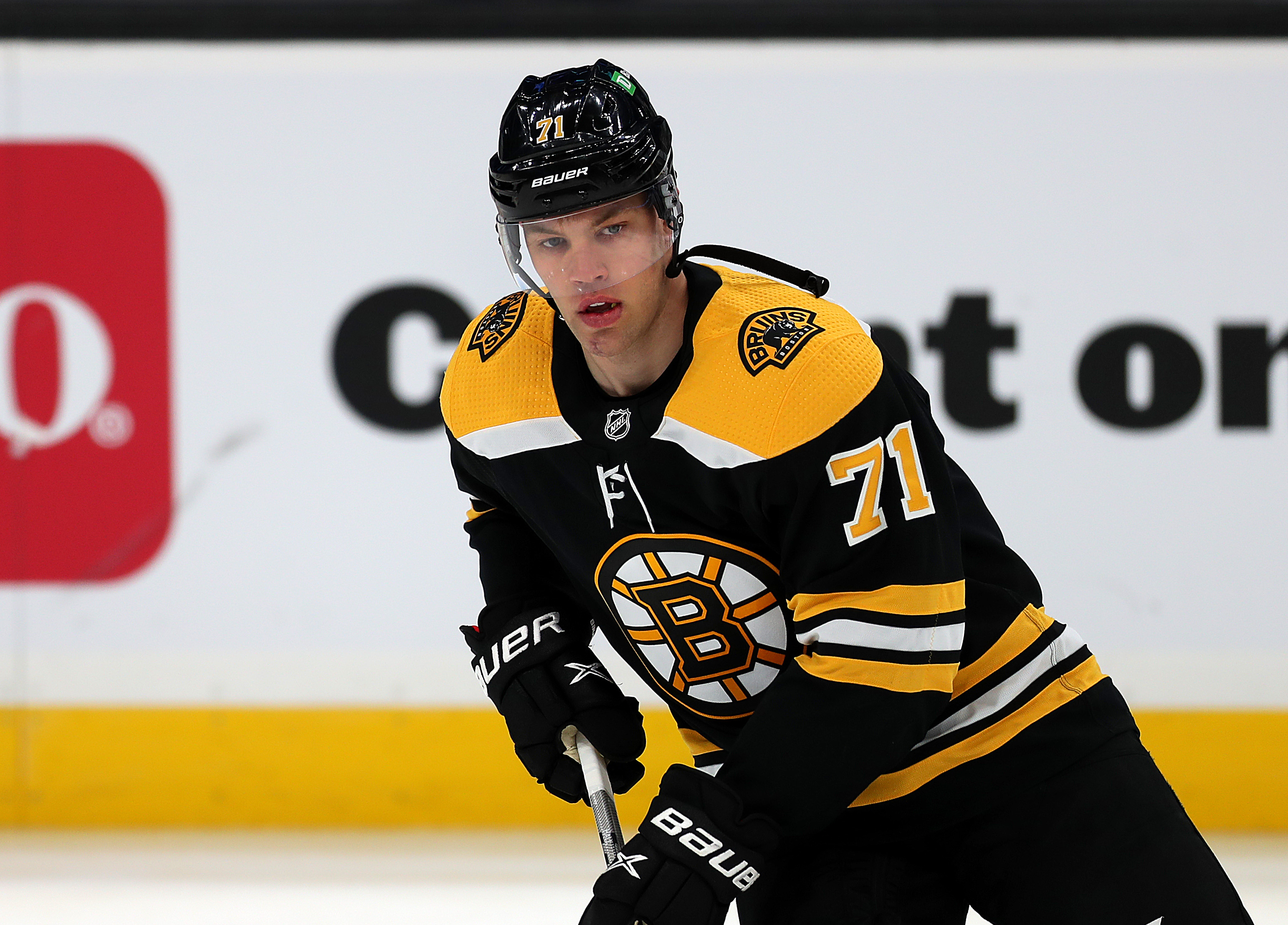 Bruins F Taylor Hall is brutally honest in his review of 1st full year with  Boston - Bruins Feed