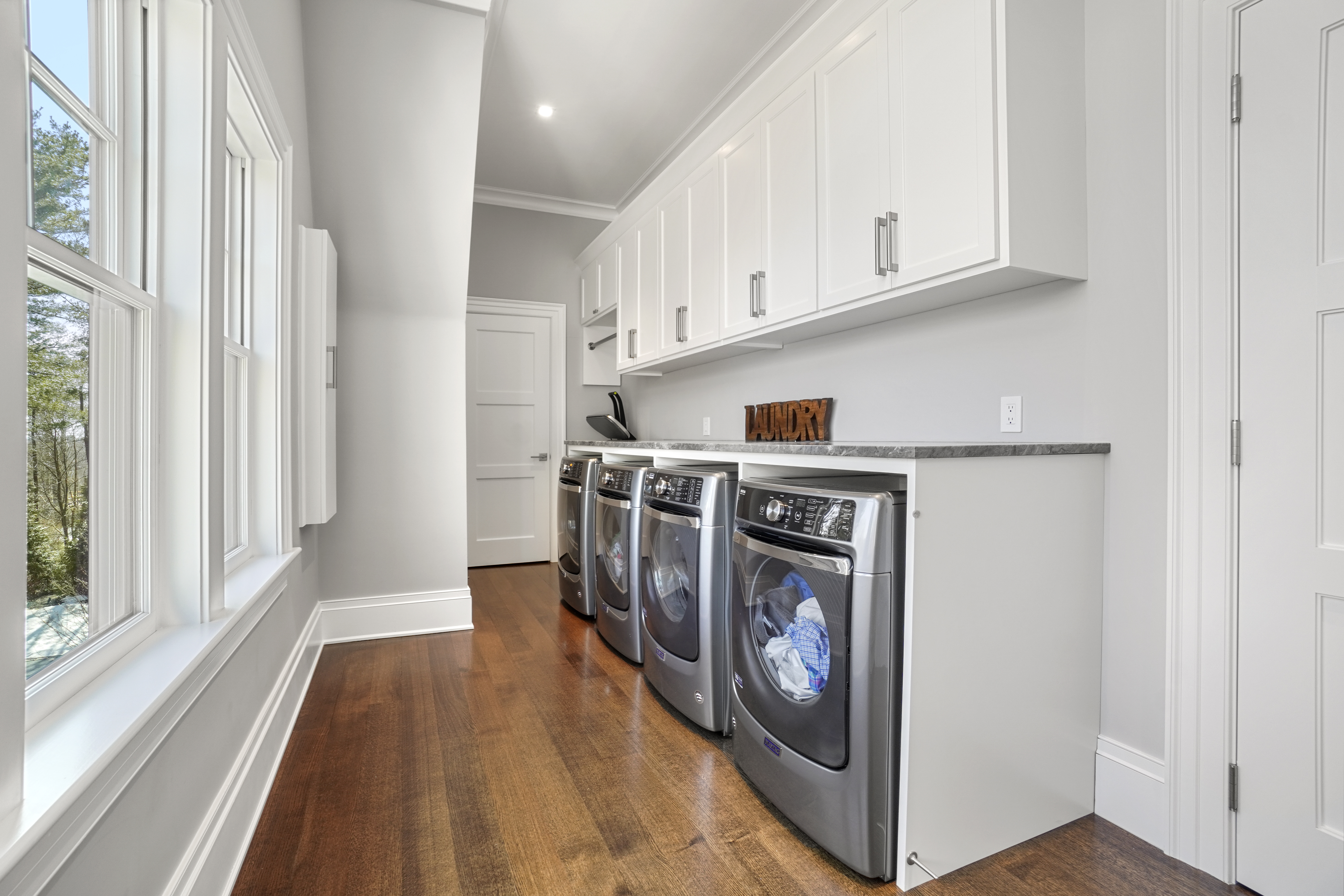 329-fox-hill-road-laundry