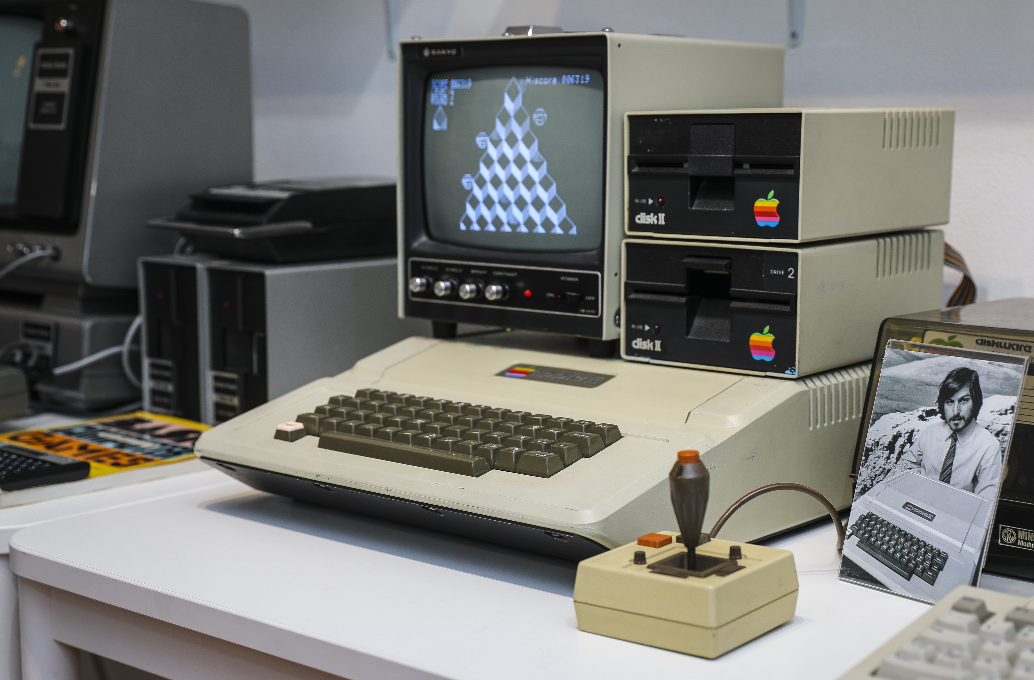 The BYTE Shop's collection includes this Apple II computer. The shop also offers electronics repair, resale, and recycling. 