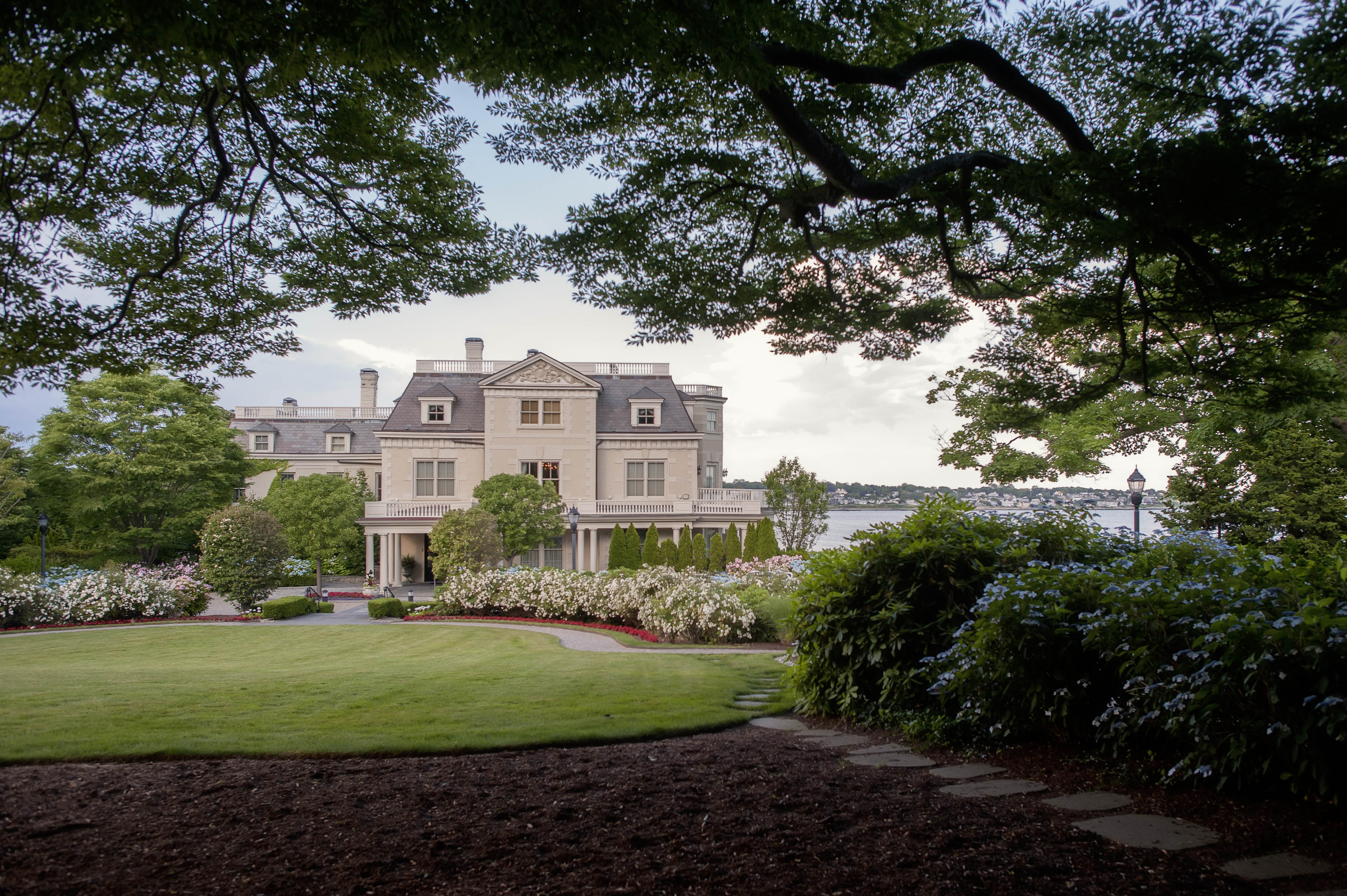 Newport Music Festival moves from Gilded Age mansions to lawns, including the greenspace outside the Chanler at Cliff Walk.