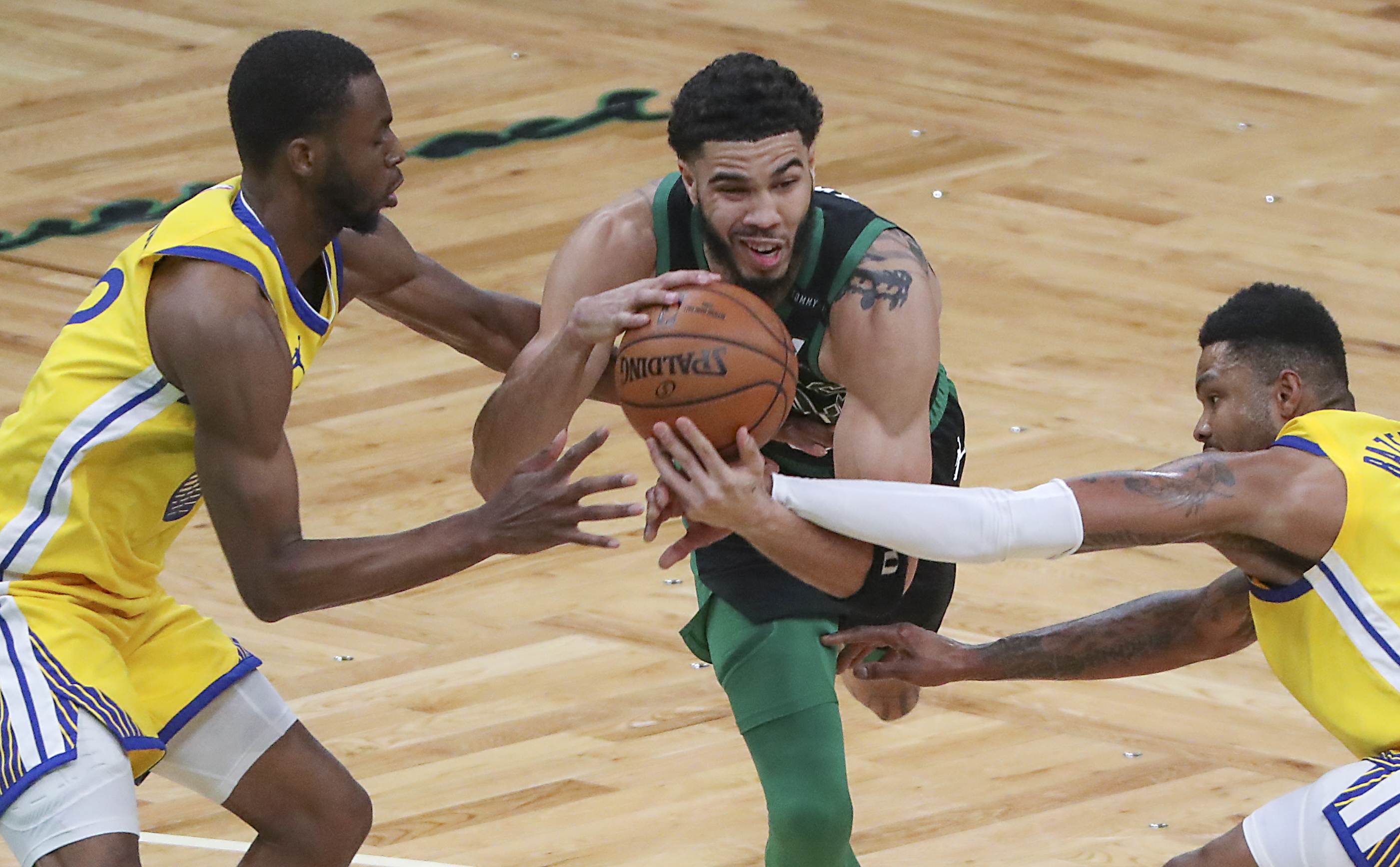 Celtics outduel Warriors; no White House visit for Lakers