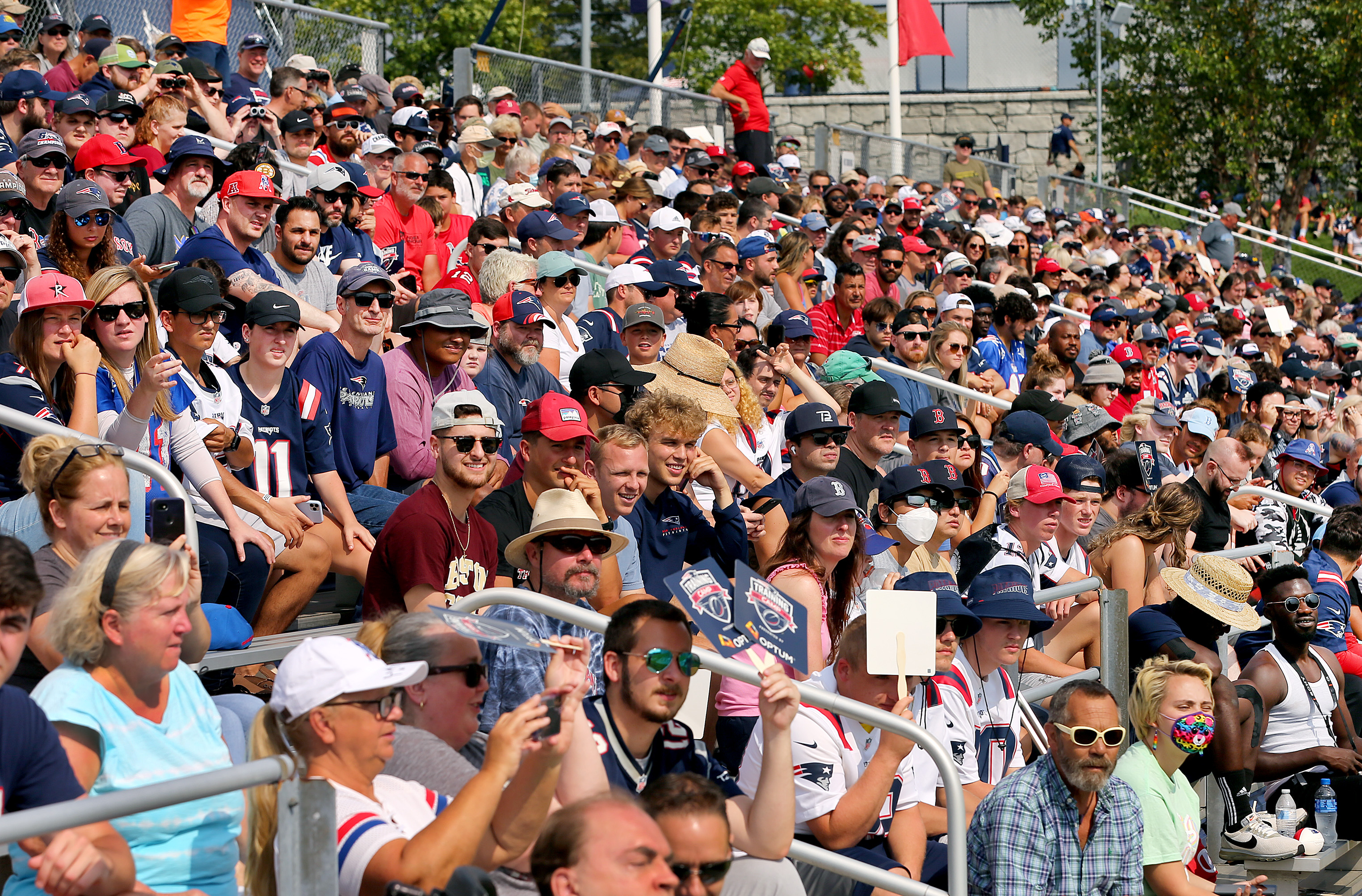 Photos: Patriots Training Camp 8/8