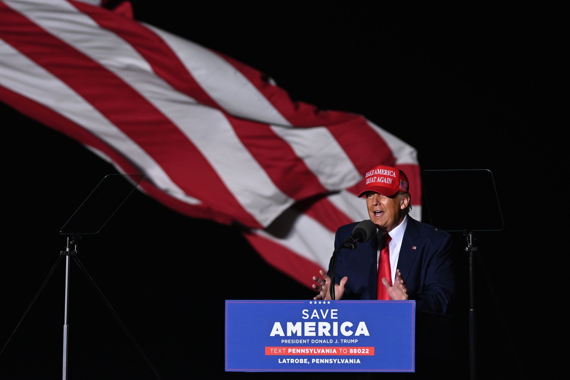 Trump attacks DeSantis as he hints again at presidential run - The Boston  Globe