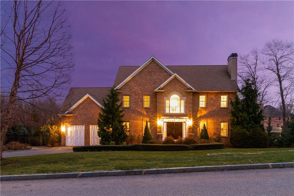 18 Red Brook Crossing, Lincoln, R.I.