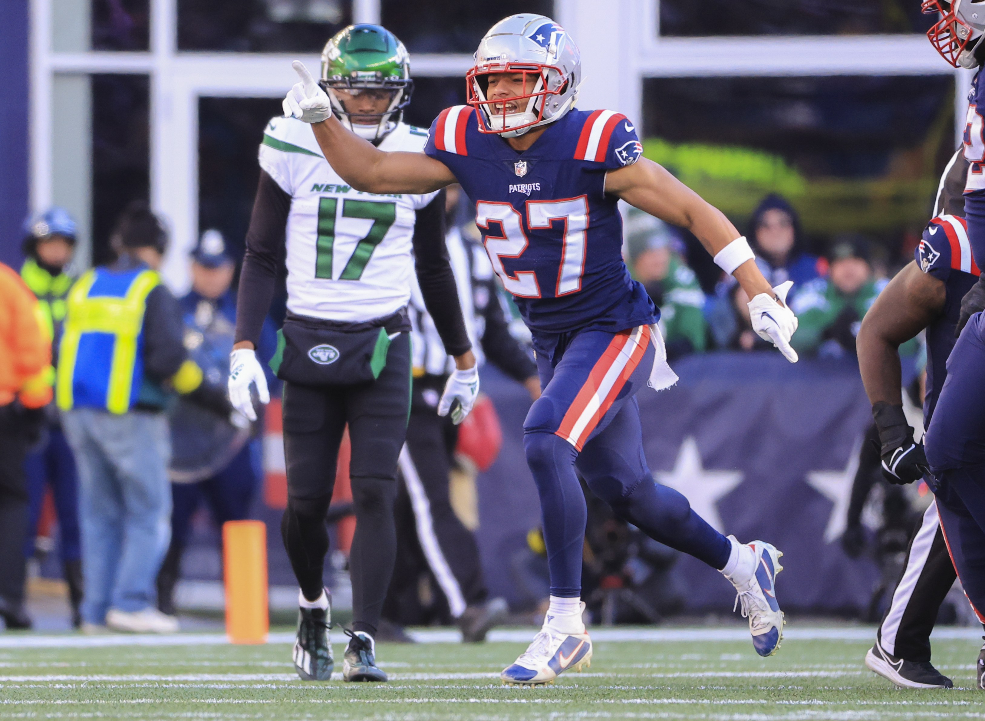 From undrafted free agent to rising receiver: Jakobi Meyers growing as  leader with Patriots