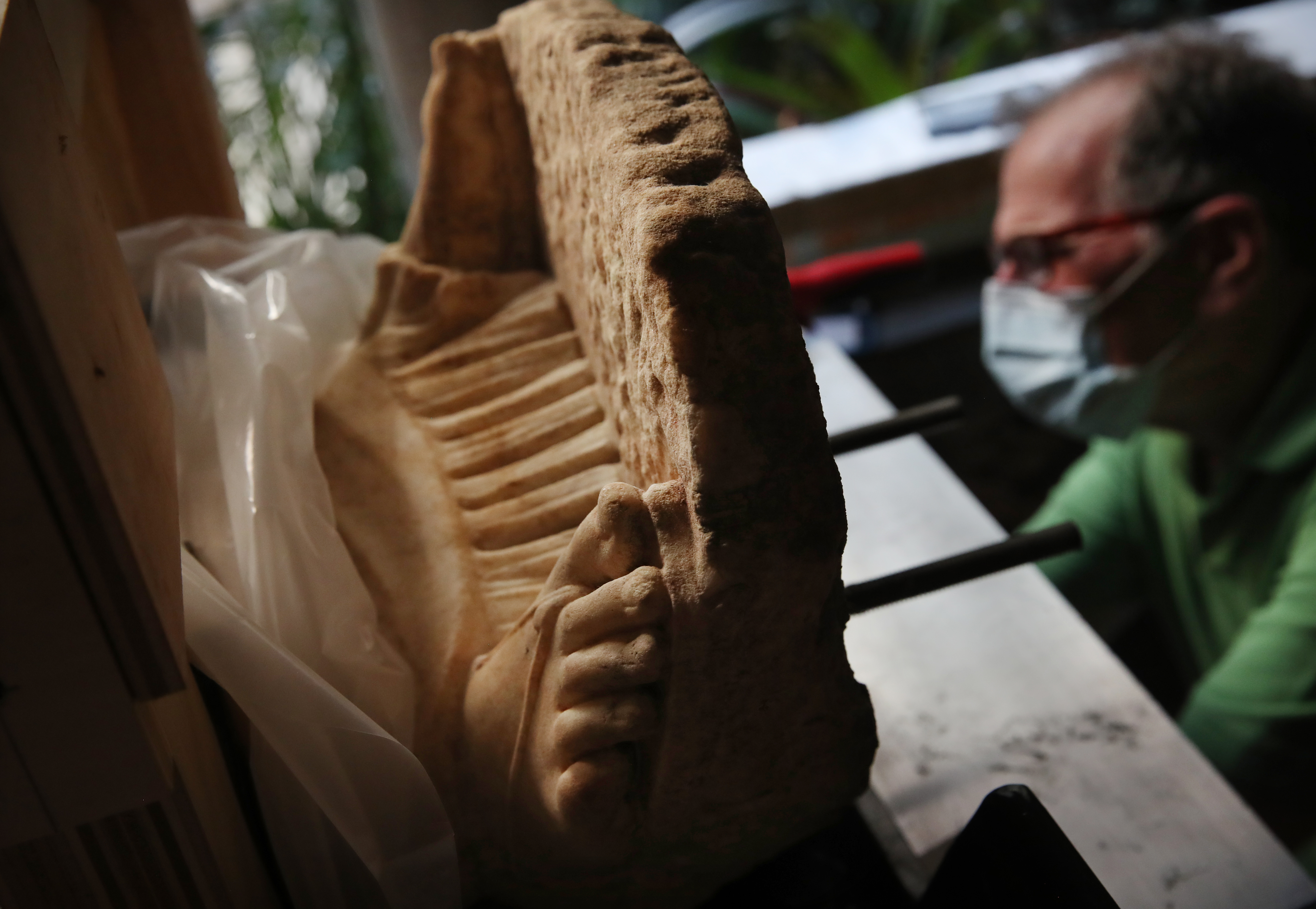 A view of the statue's delicate toes.