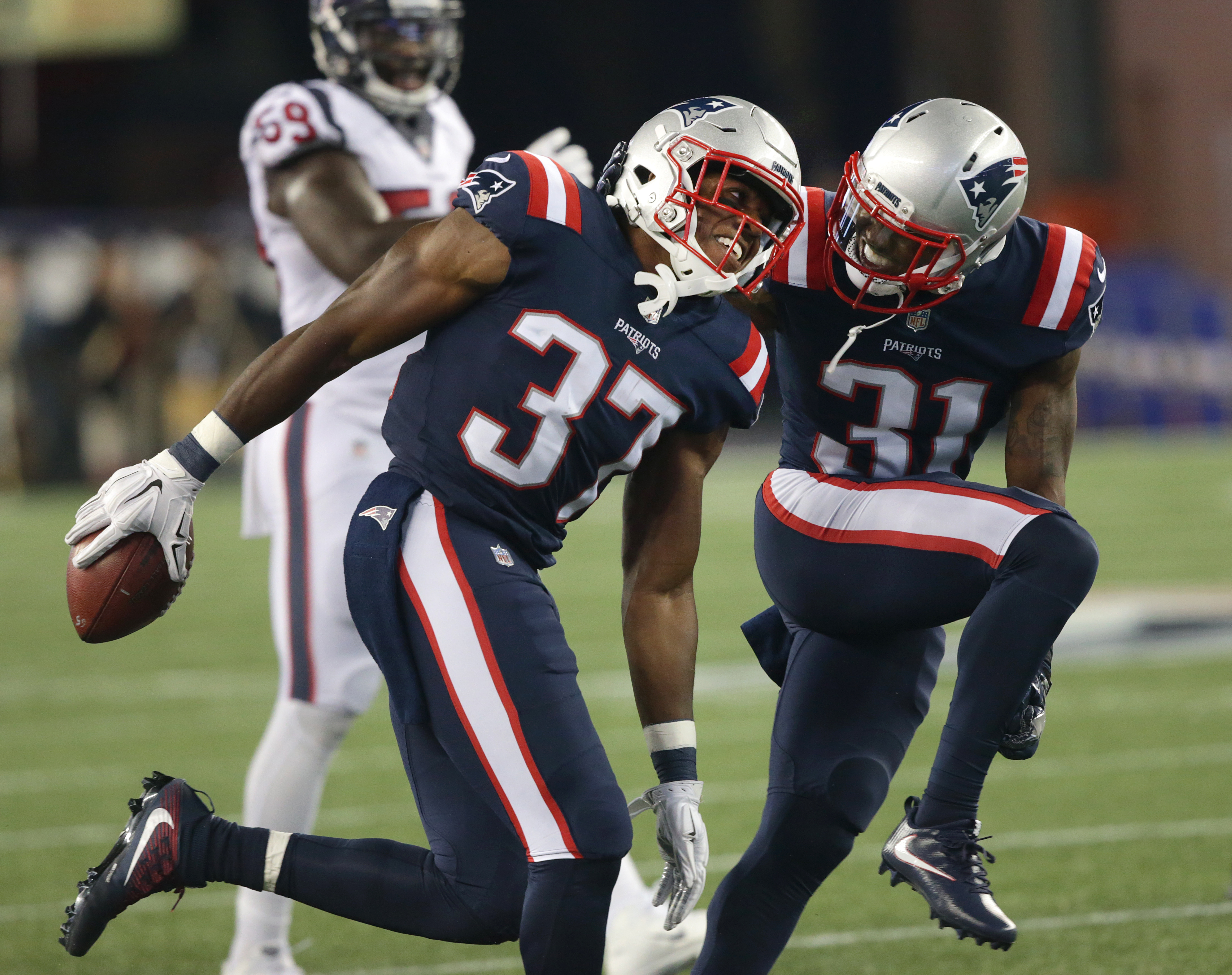 The Patriots made Jordan Richards a surprise second-round pick.