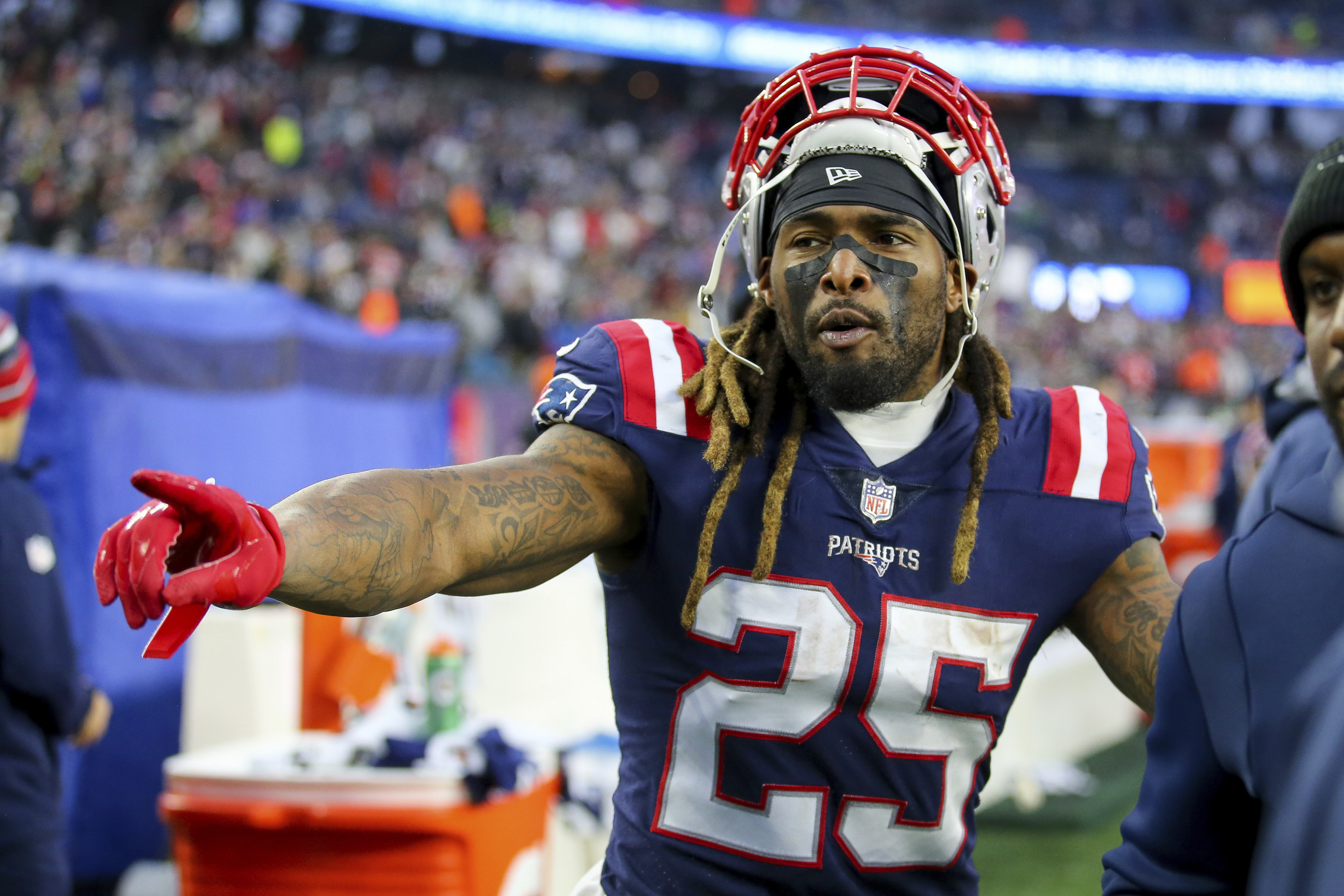 Brandon Bolden (@BB_HulkSmash) / X