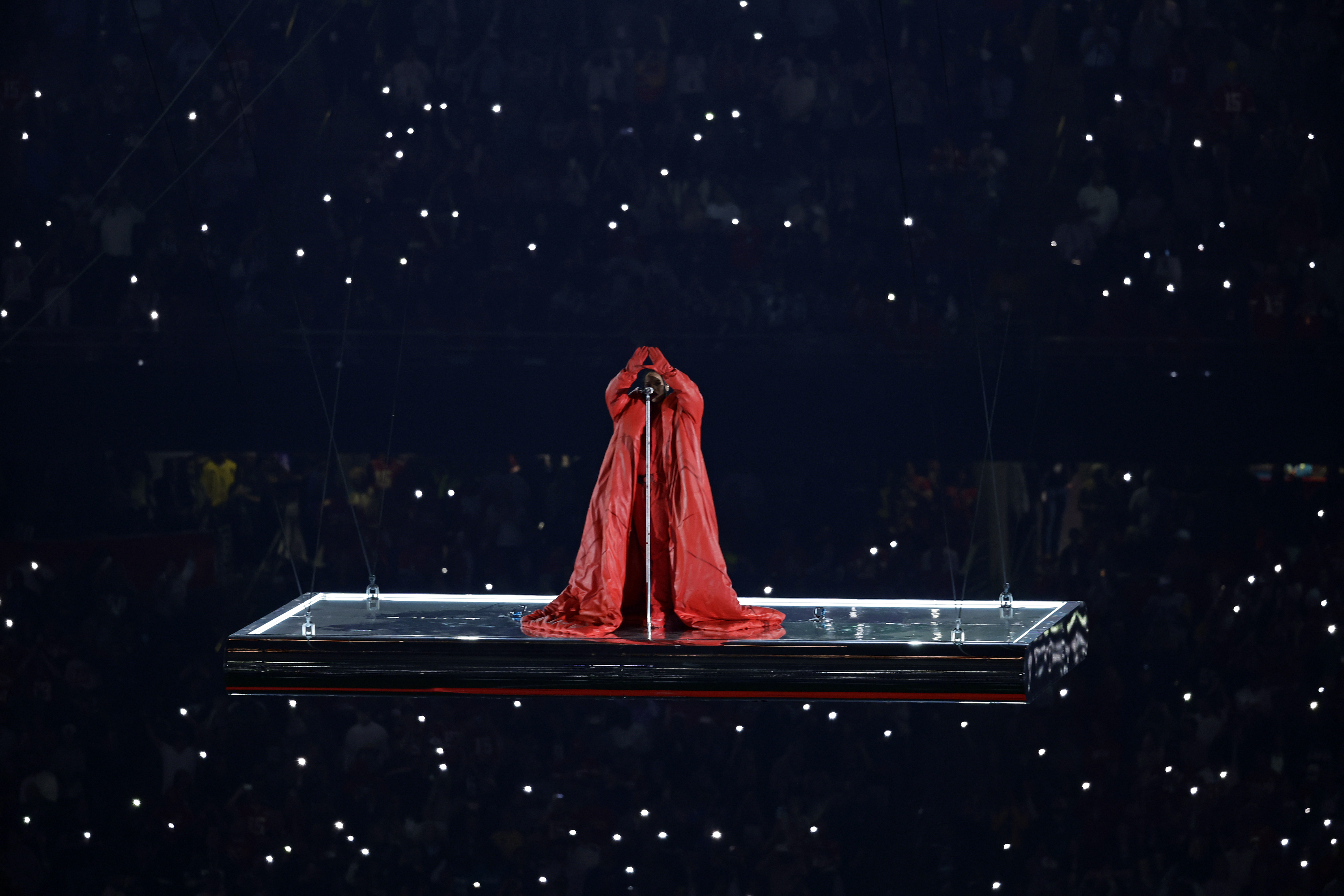 Rihanna Soars In Super Bowl Halftime Show; Reveals New Baby Bump – Review –  Deadline