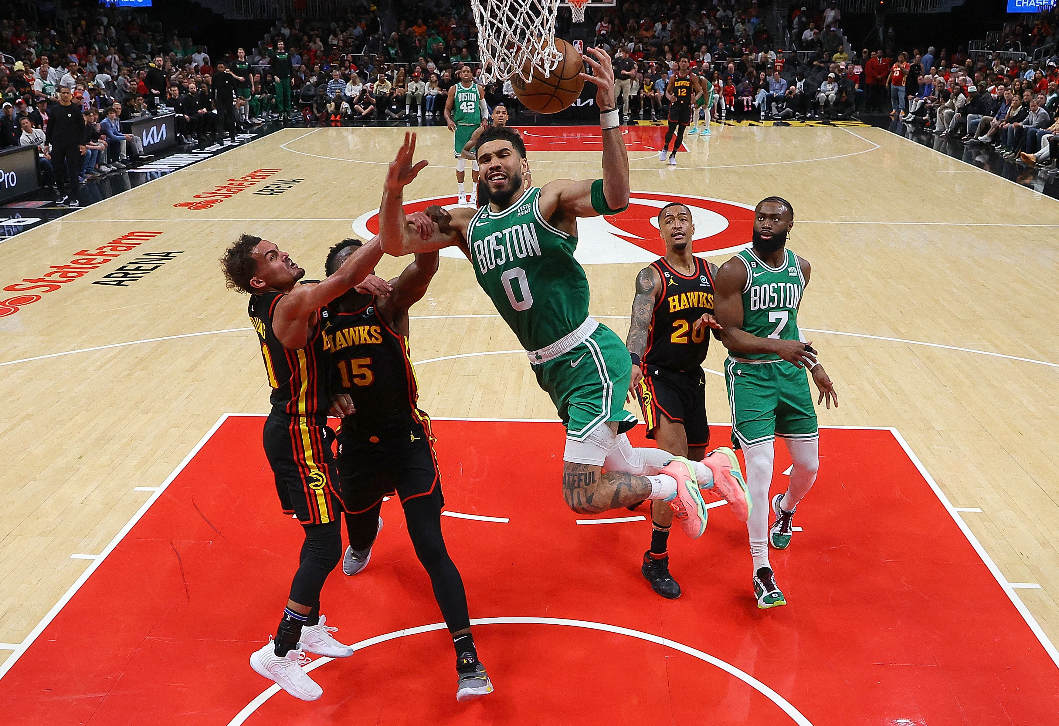 Watch: Jayson Tatum erupts for 20 points in a half at pro-am game