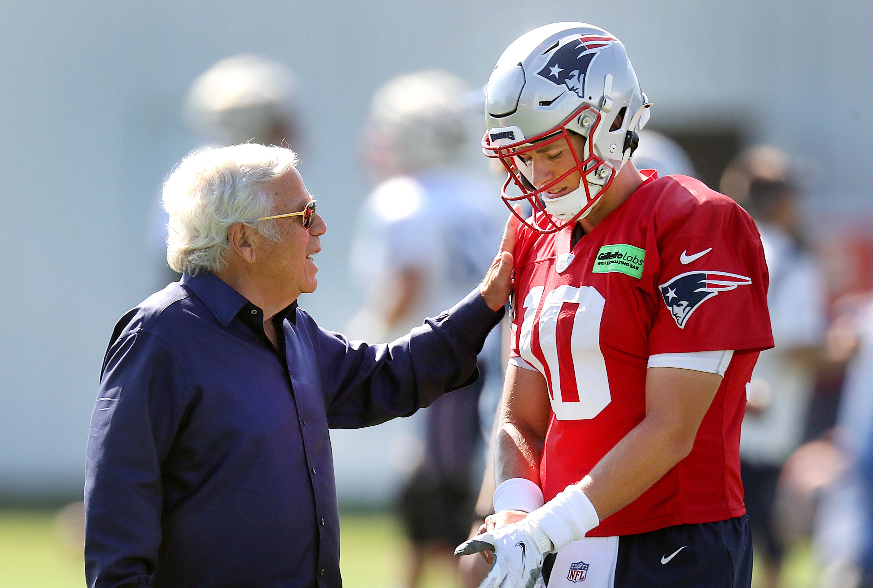 One Mac Jones party photo shows possible Bill Belichick-Robert