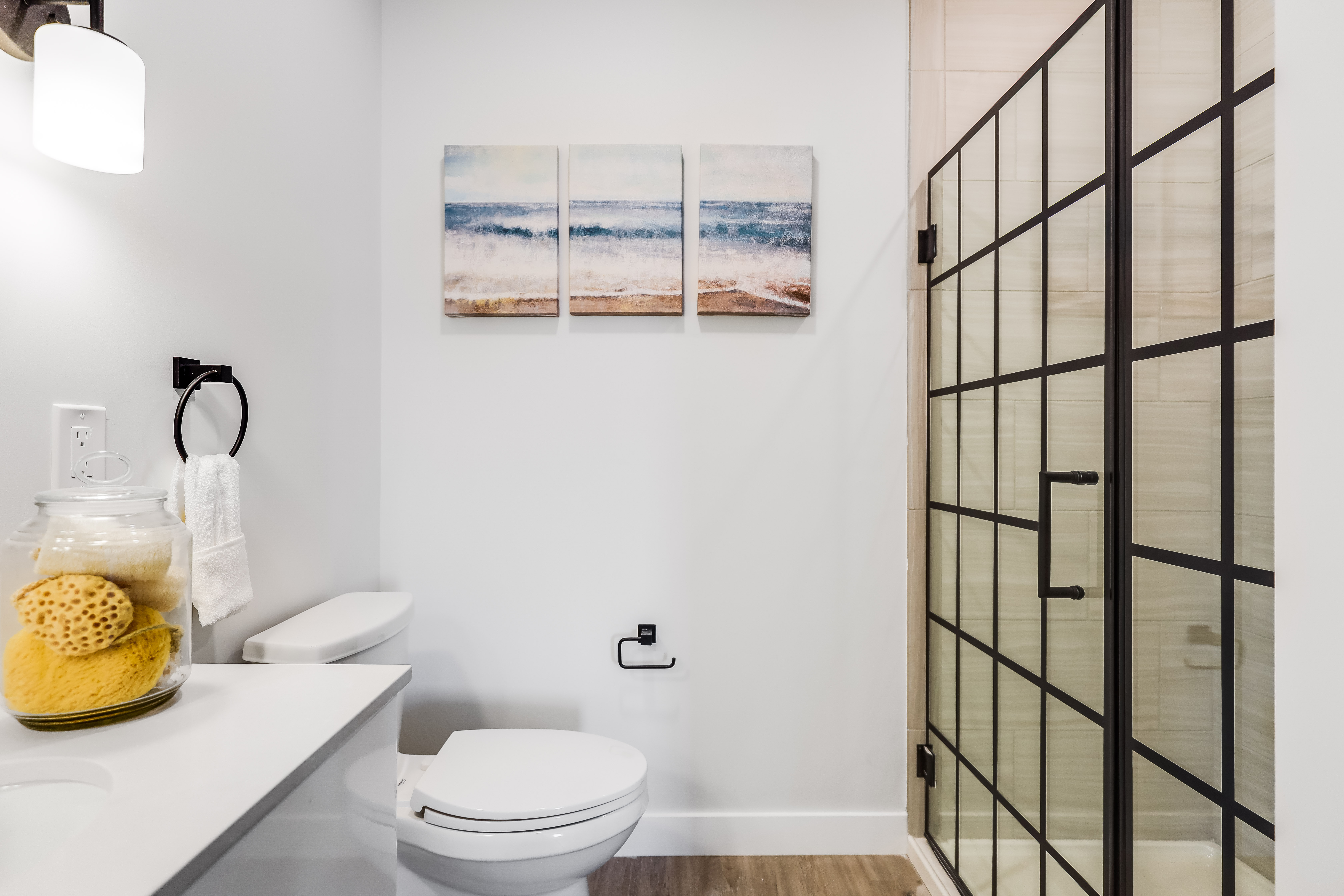 sedna-matt-surette-primary-bath